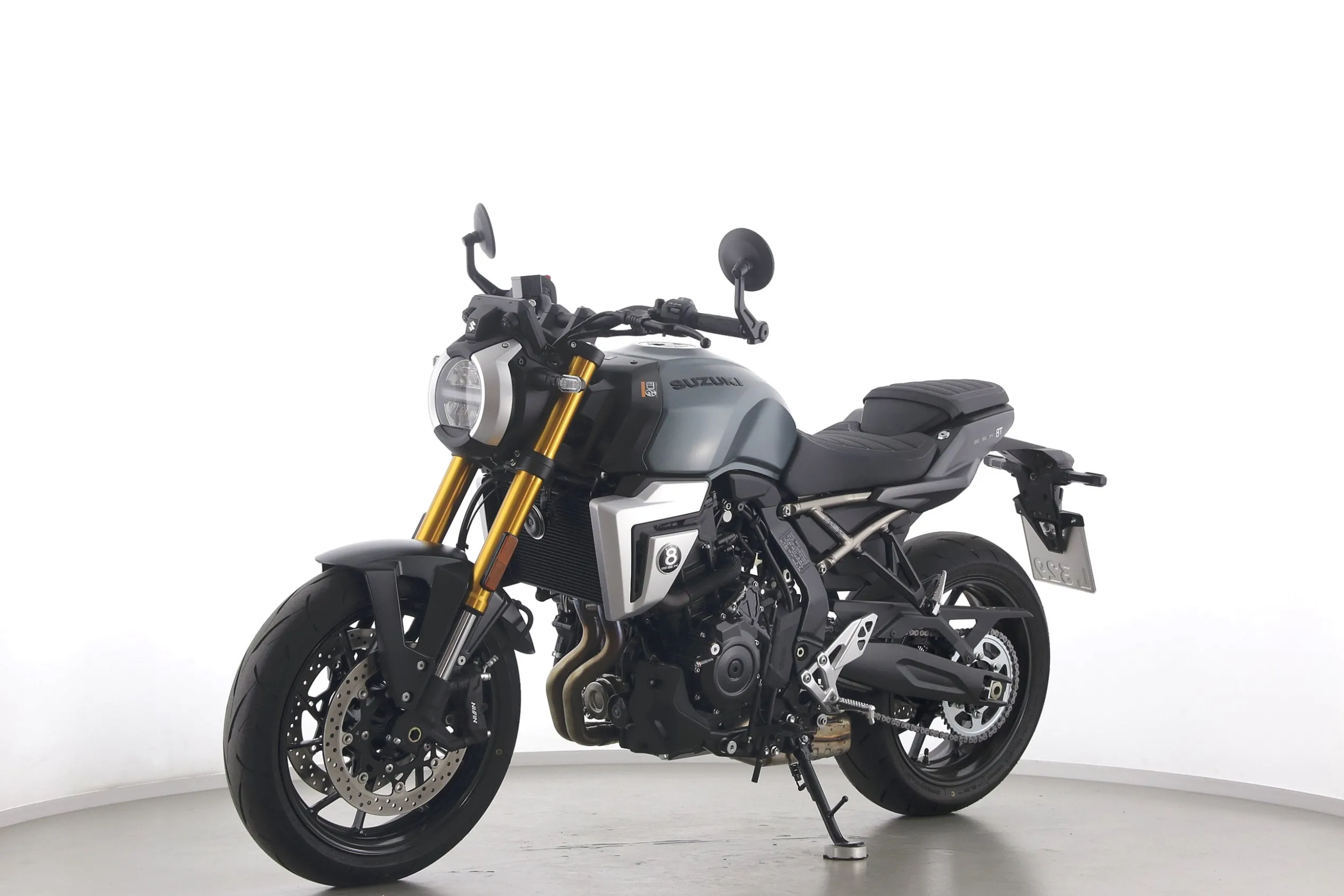 GSX 8 T