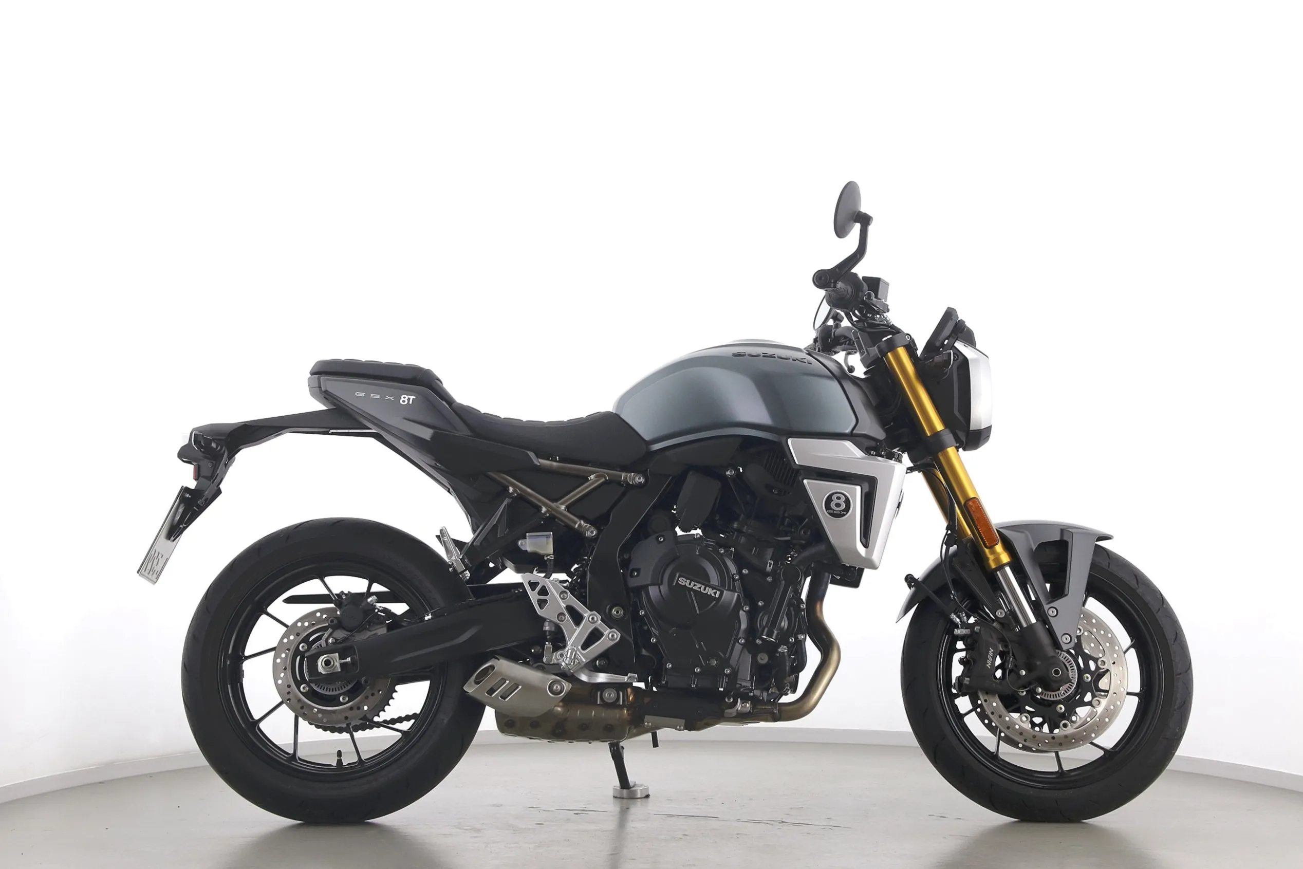 GSX 8 T