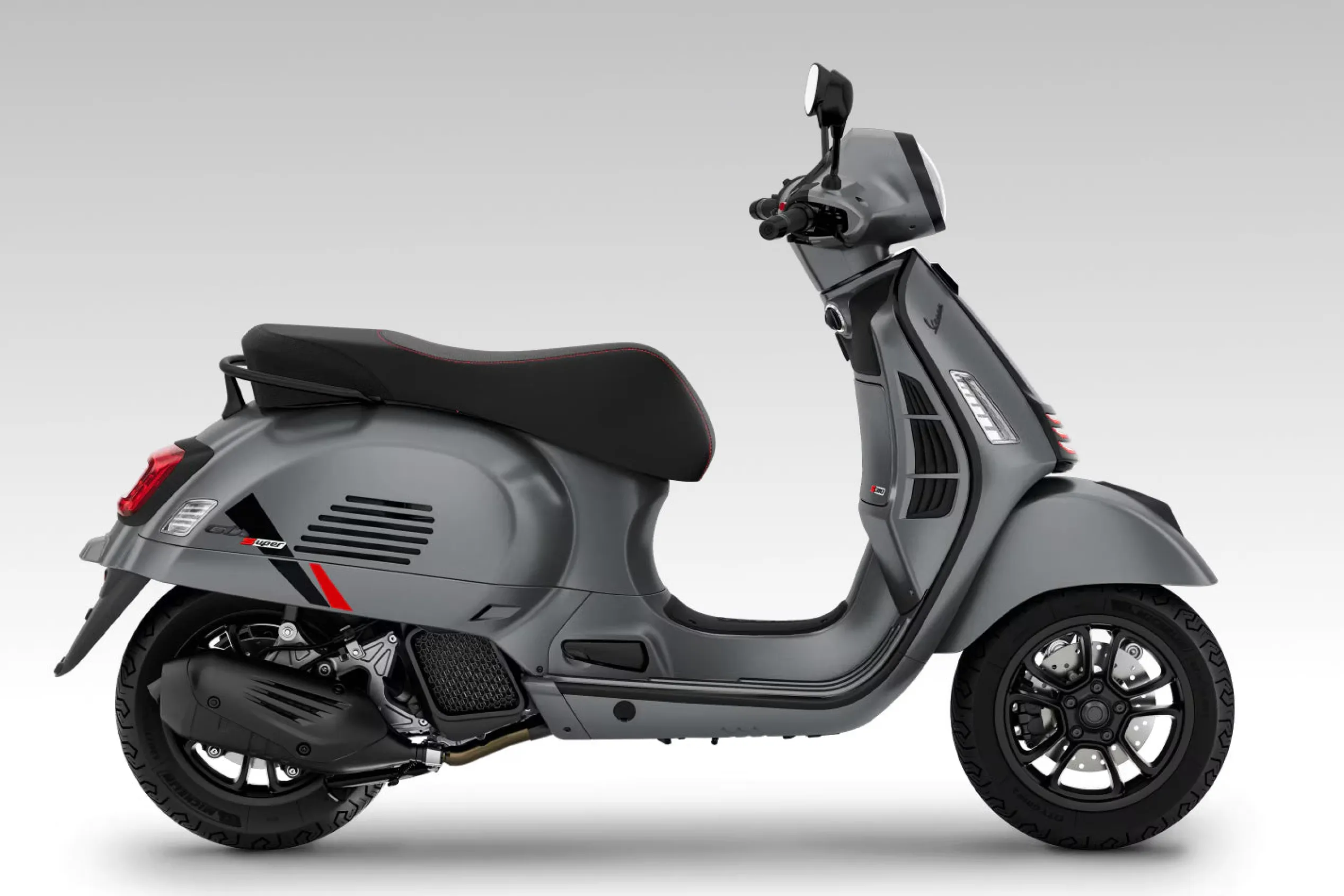 GTS SUPERSPORT 125