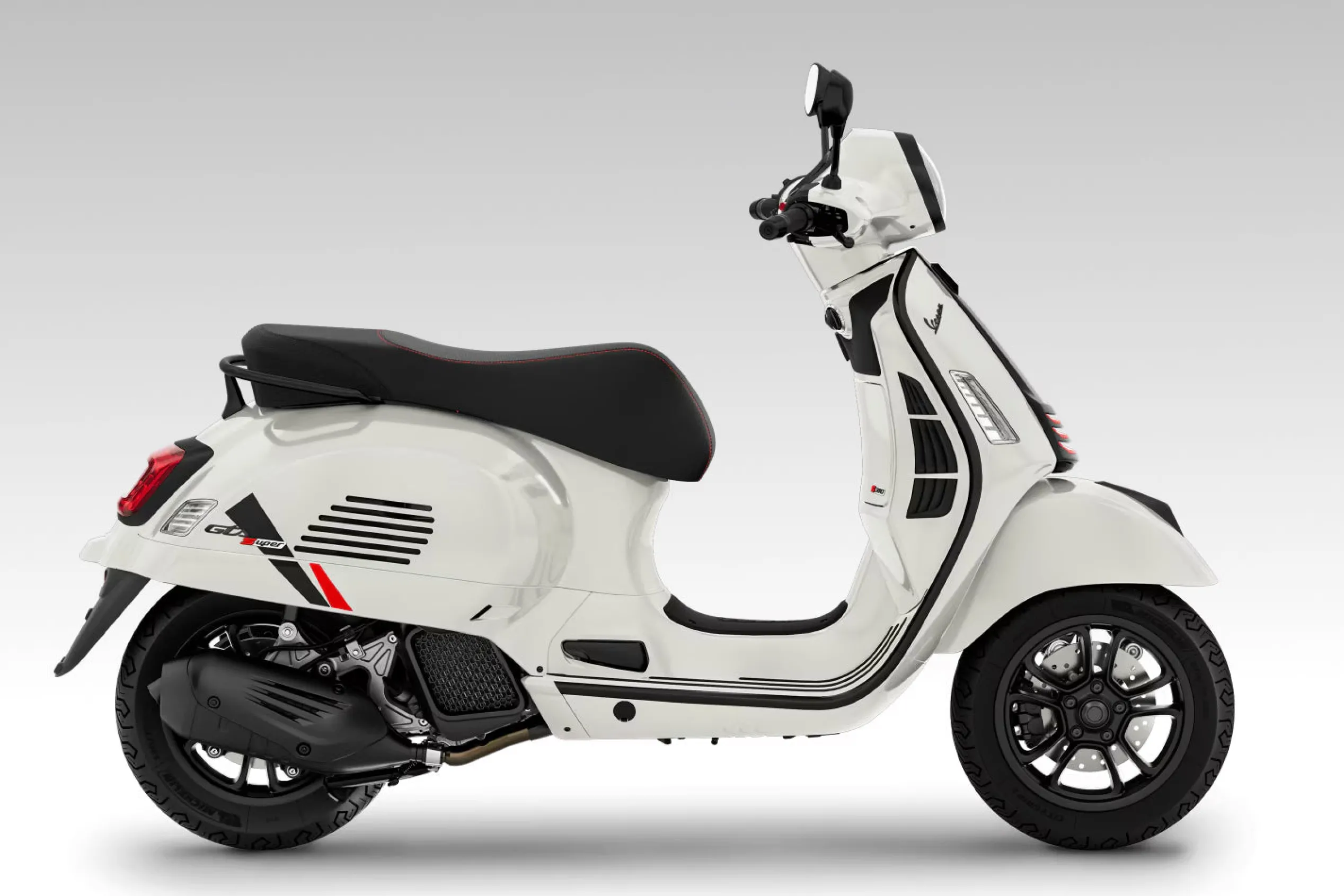 GTS SUPERSPORT 125