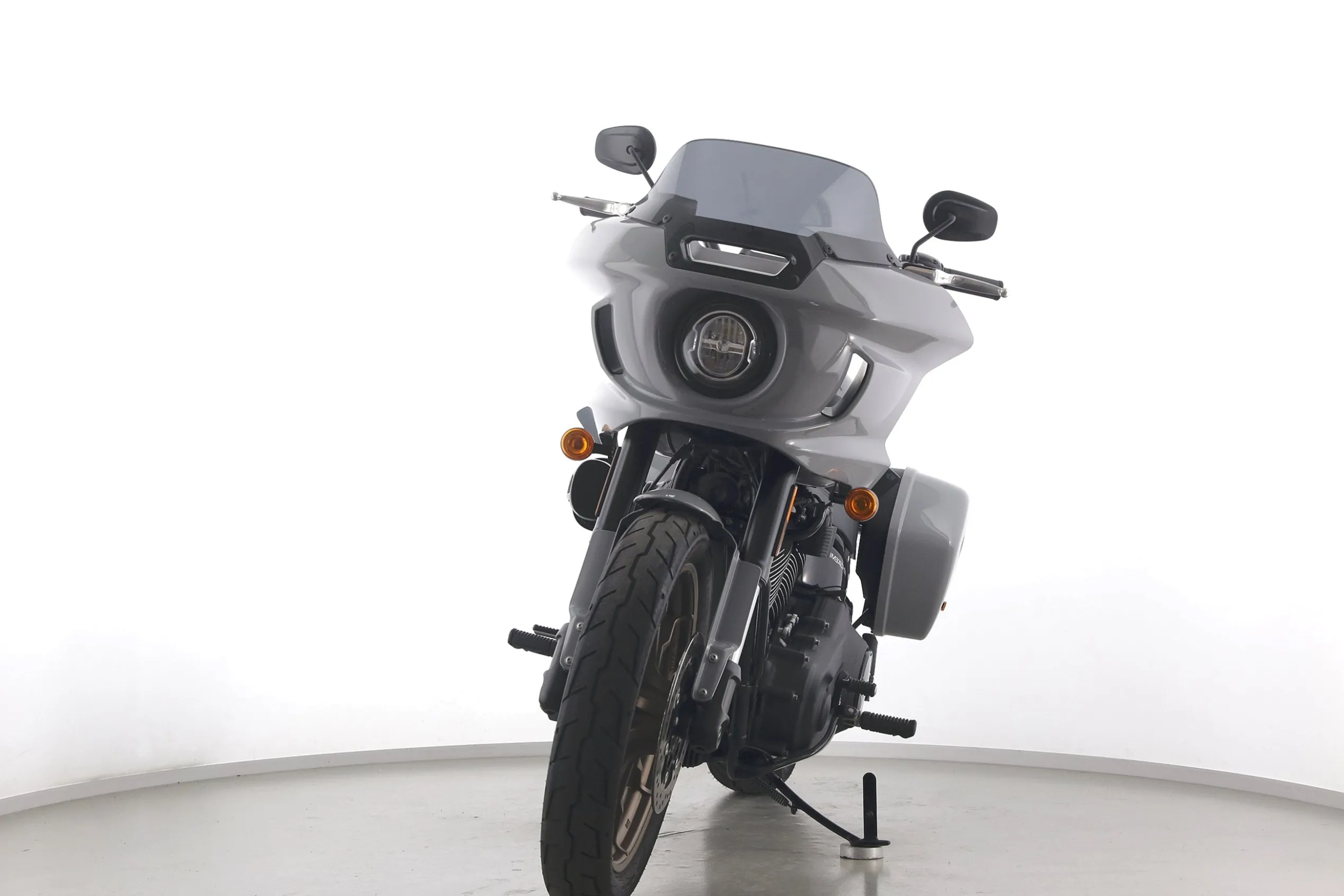 LOW RIDER ST 117