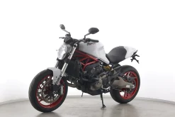 MONSTER 821