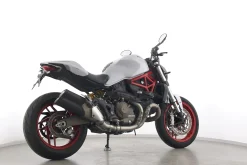 MONSTER 821