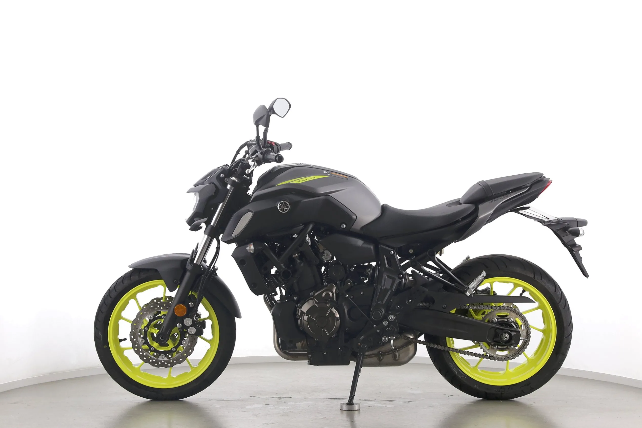 MT 07