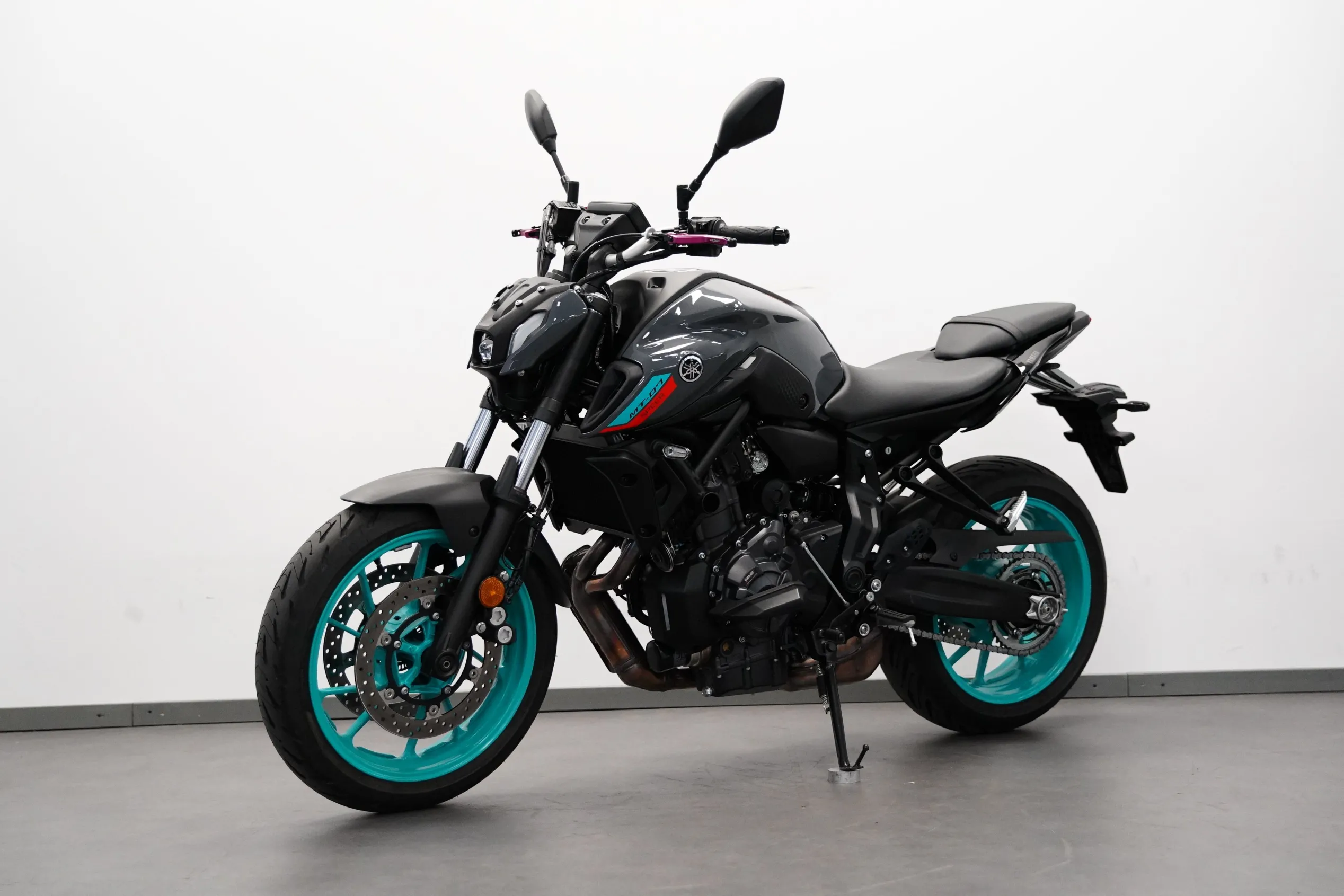 MT 07