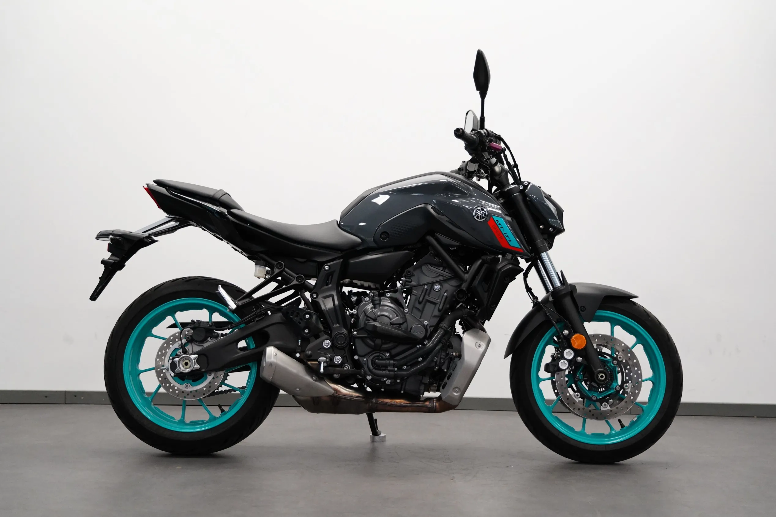 MT 07