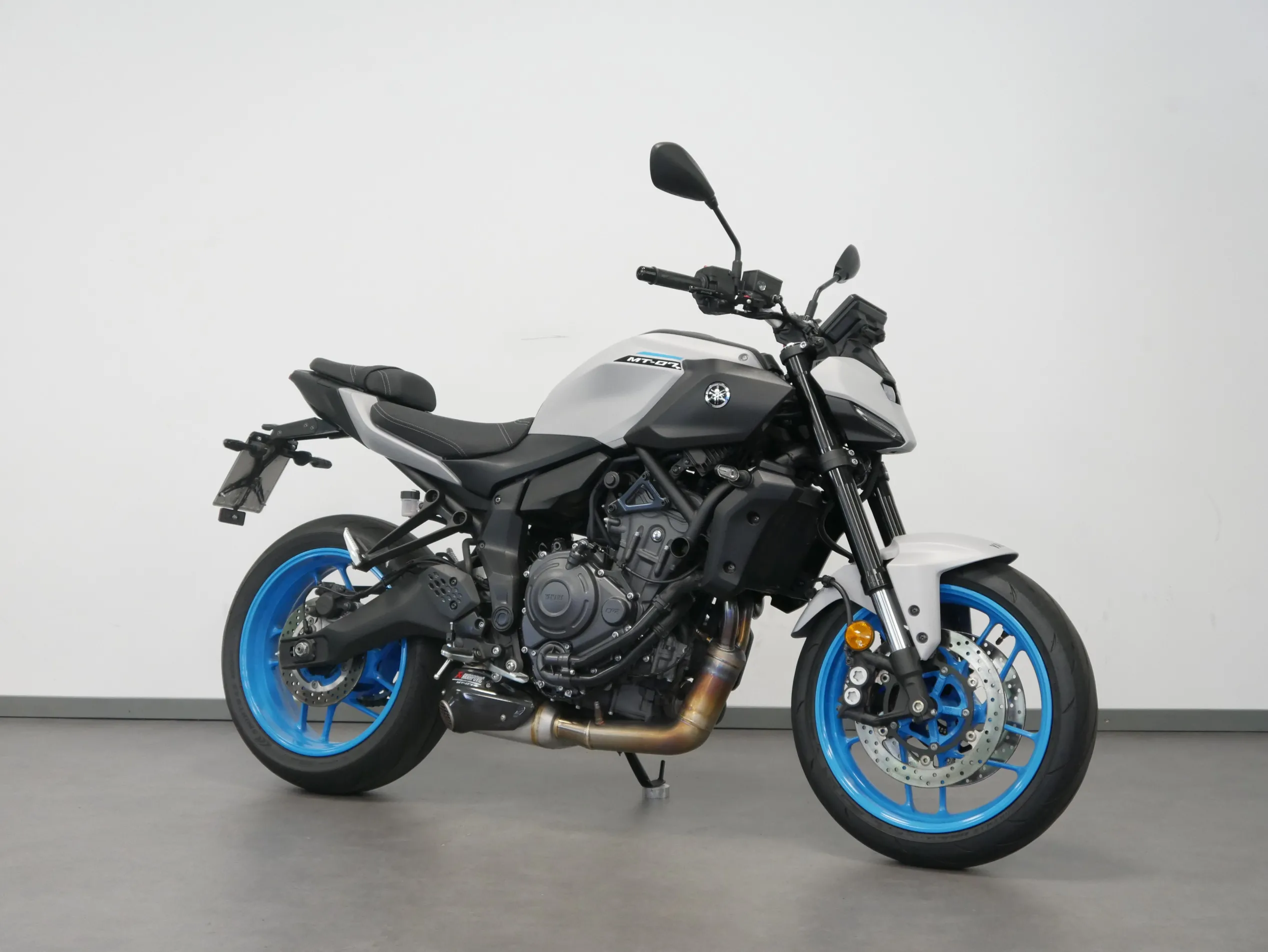MT 07
