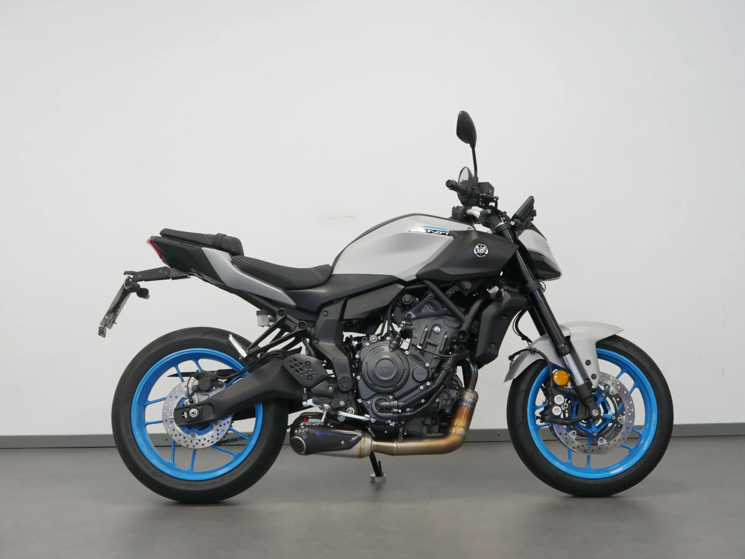 MT 07