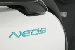 NEO'S DUAL BATTERY