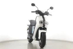 NEO'S DUAL BATTERY