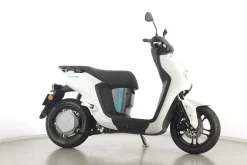 NEO'S DUAL BATTERY