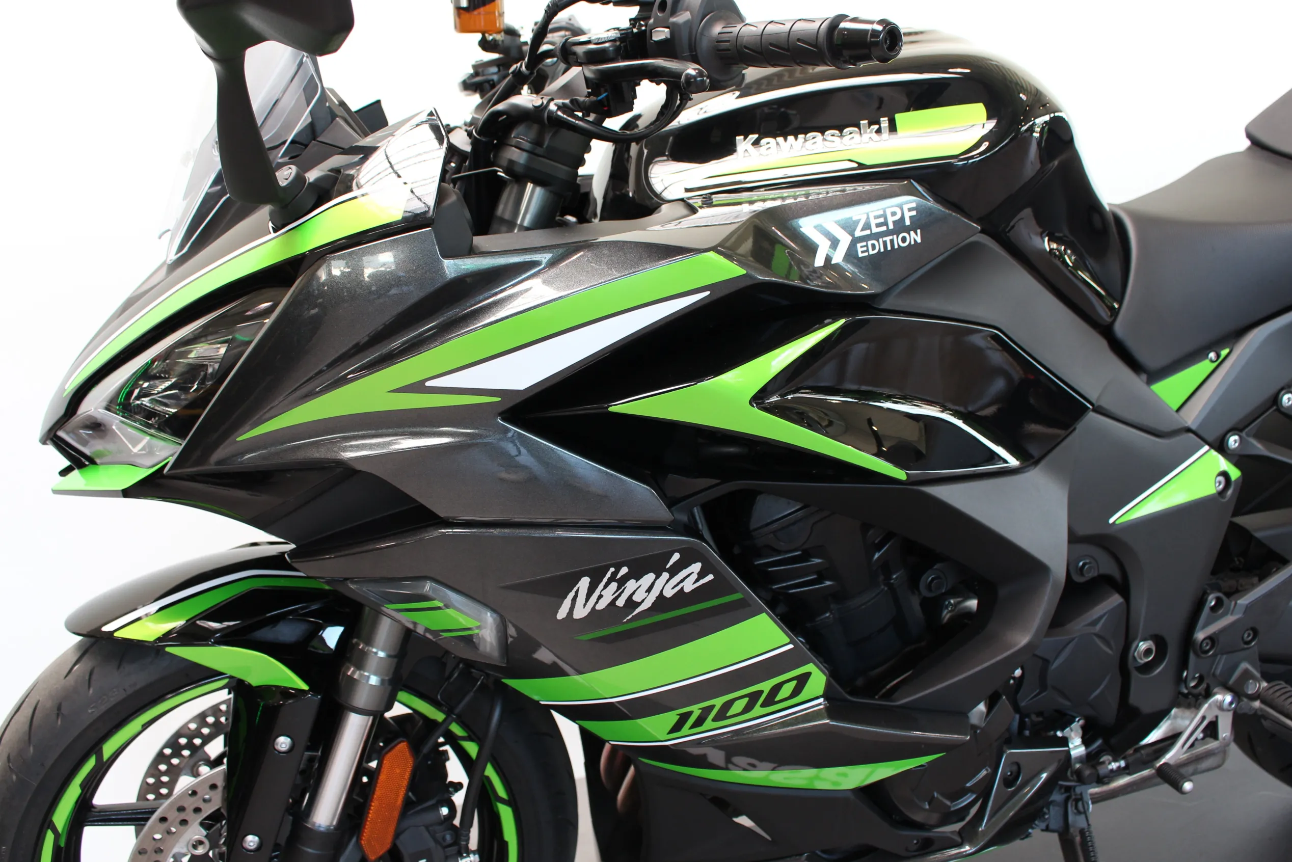 NINJA 1100 SX