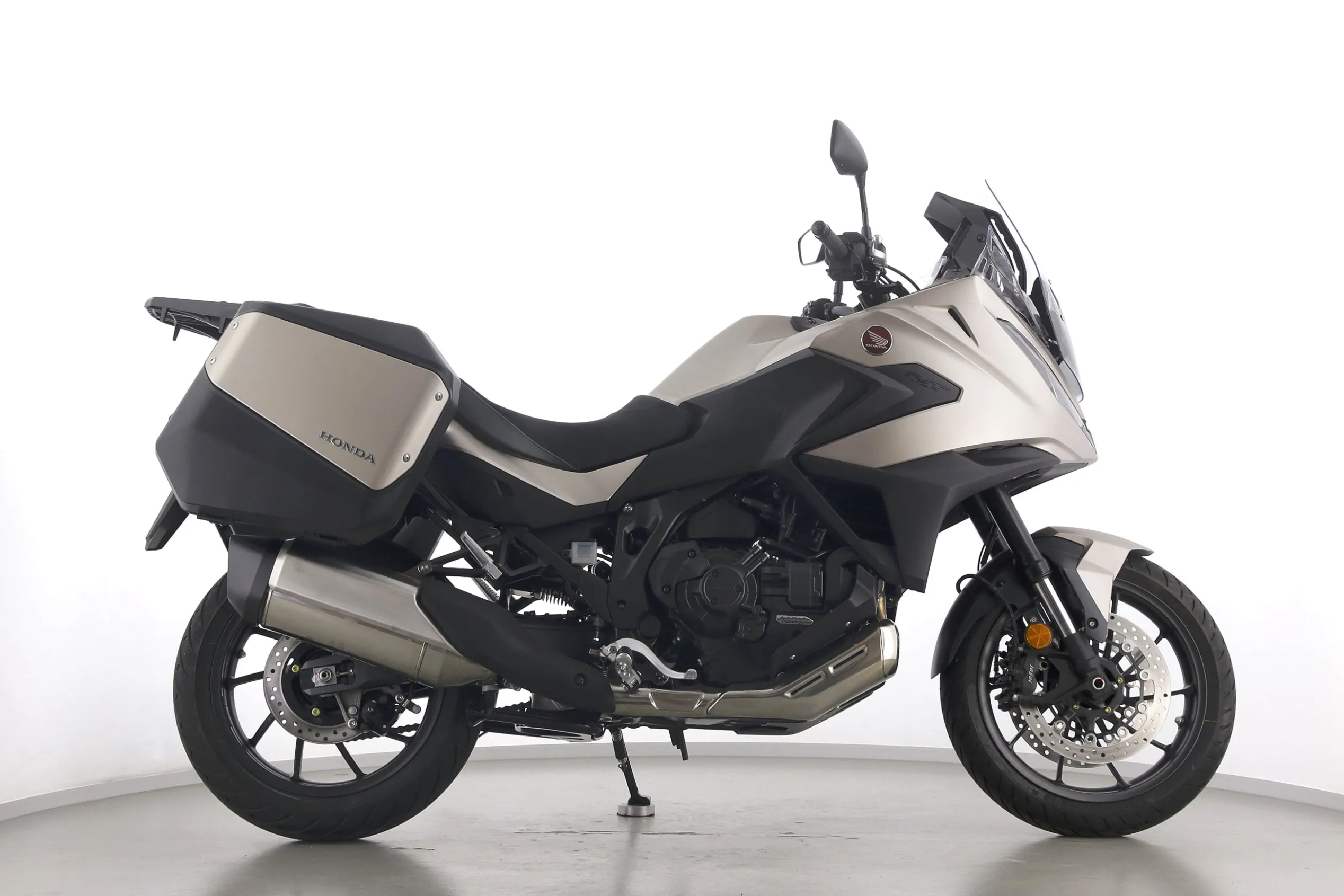 NT 1100 DCT