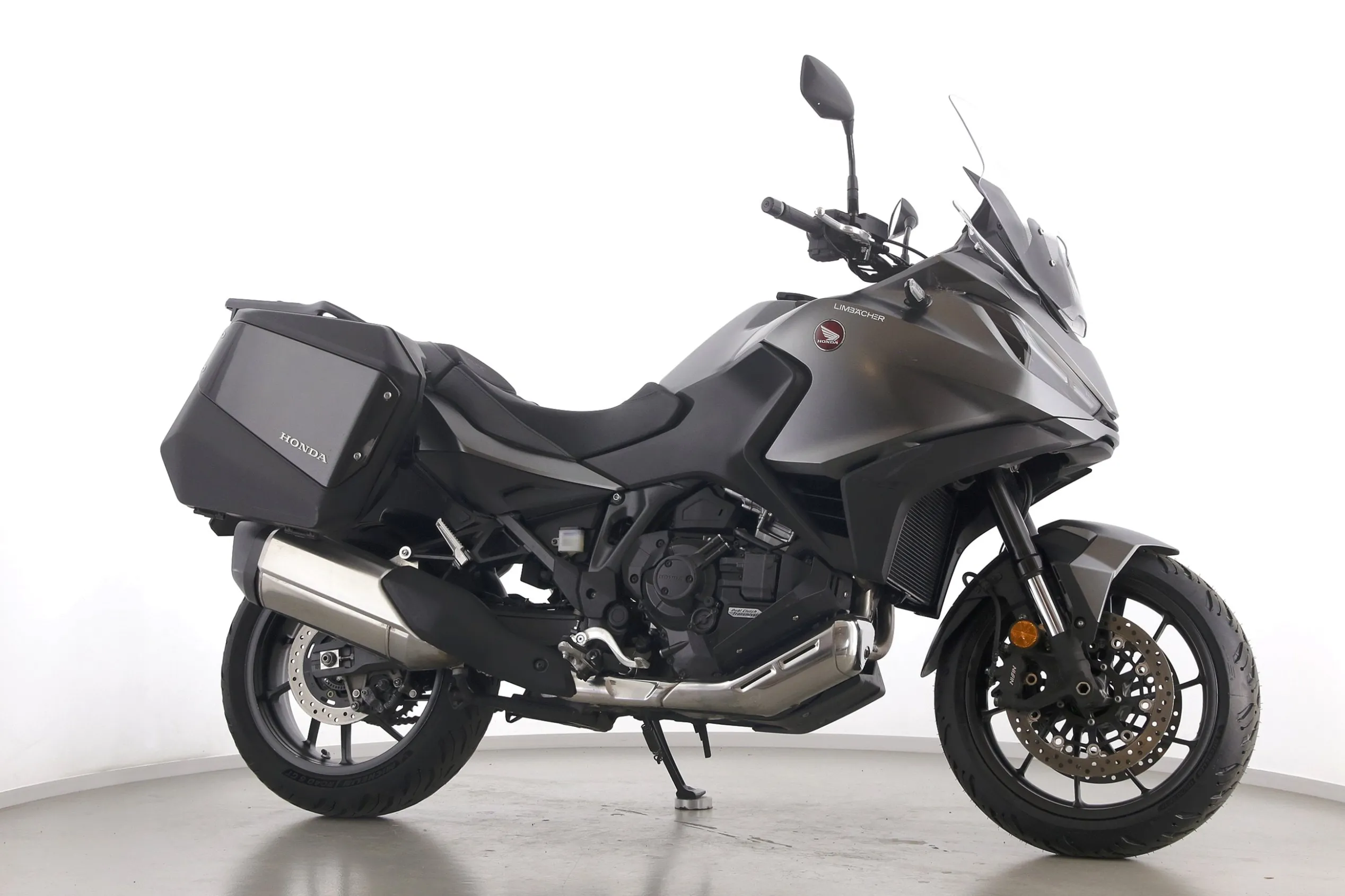 NT 1100 DCT