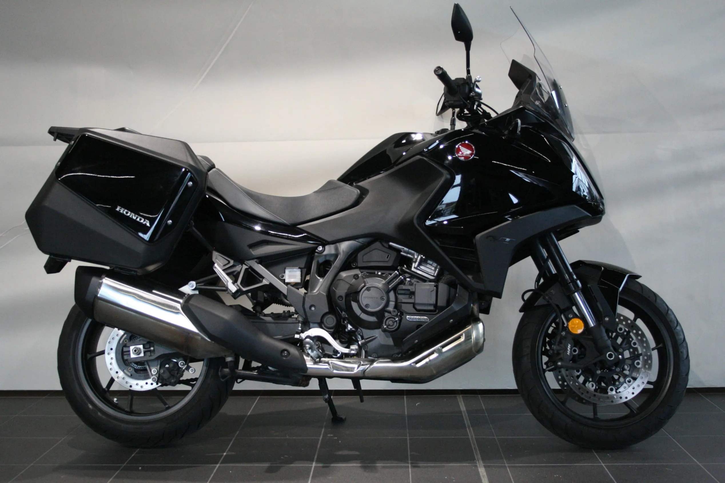 NT 1100 DCT