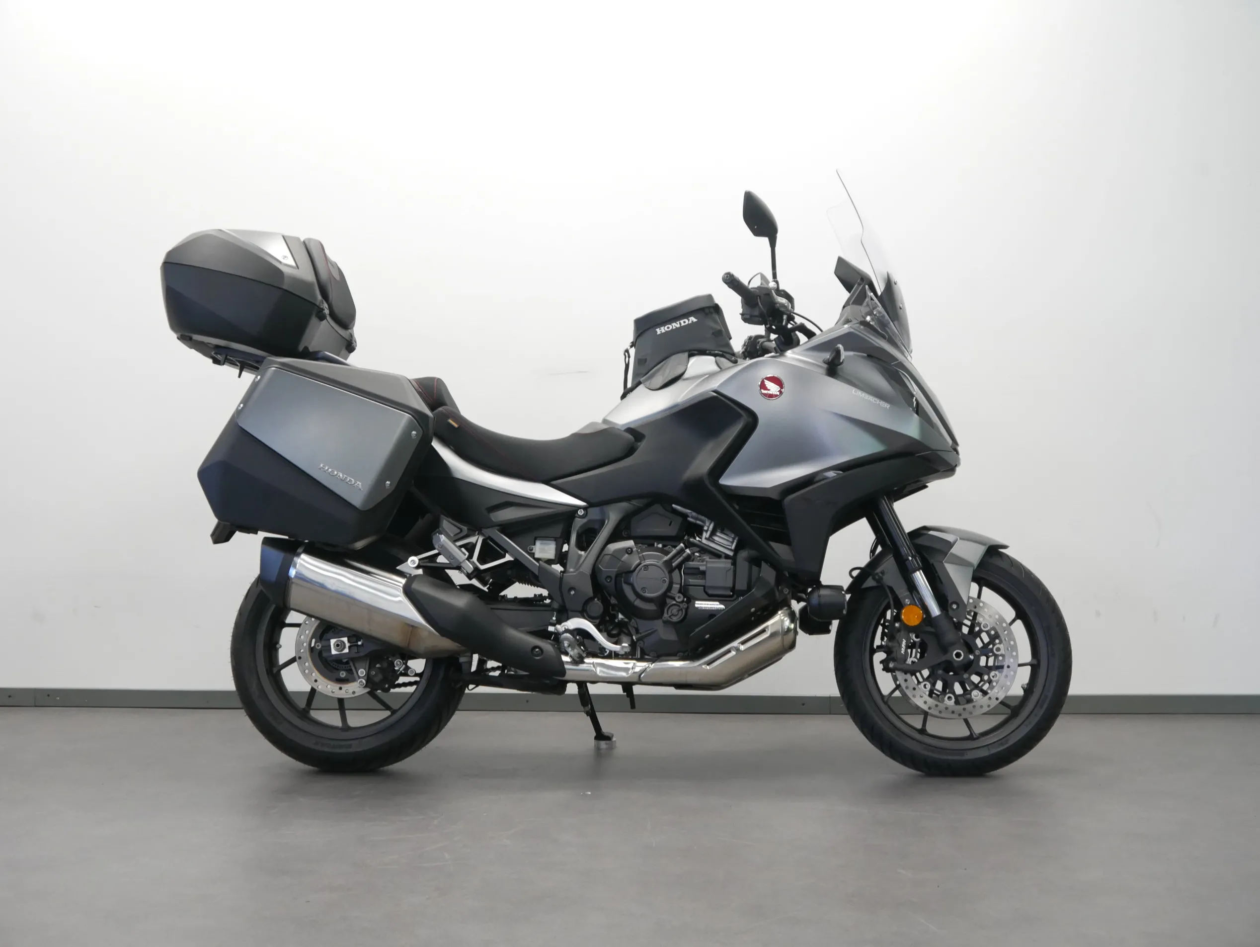 NT 1100 DCT