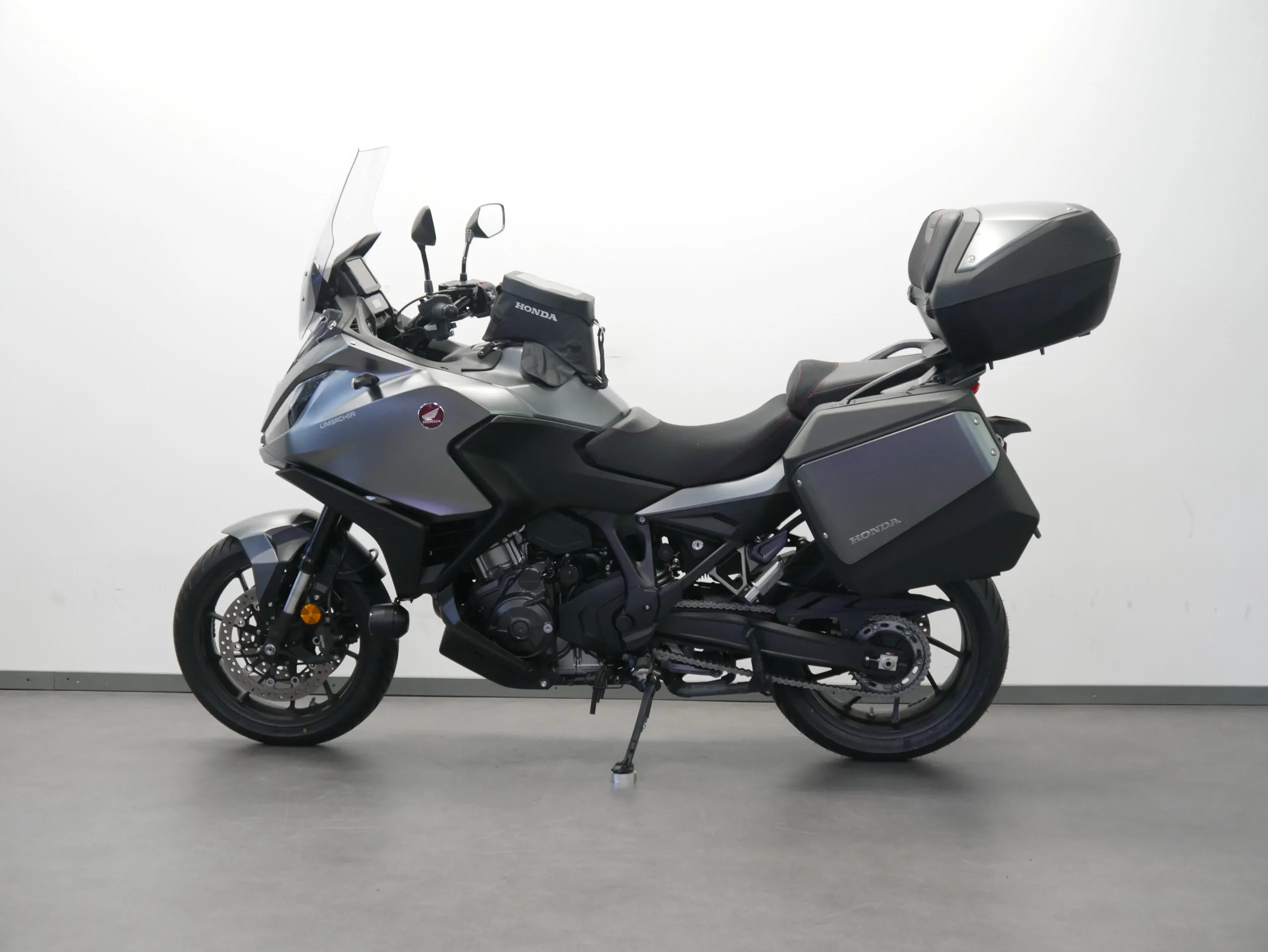 NT 1100 DCT