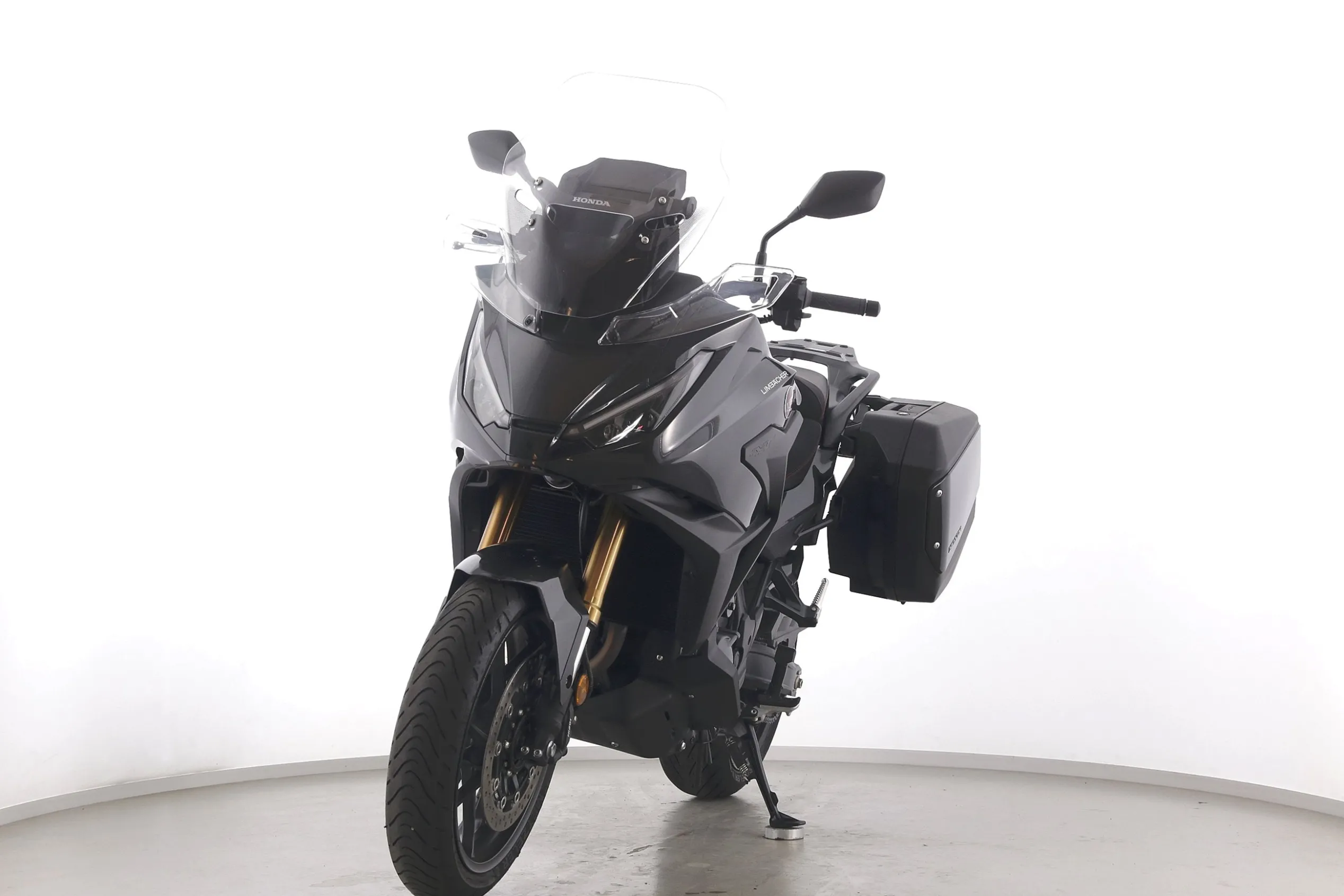 NT 1100 ES DCT