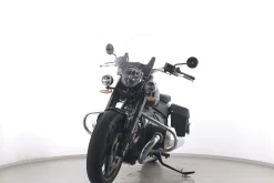R 18