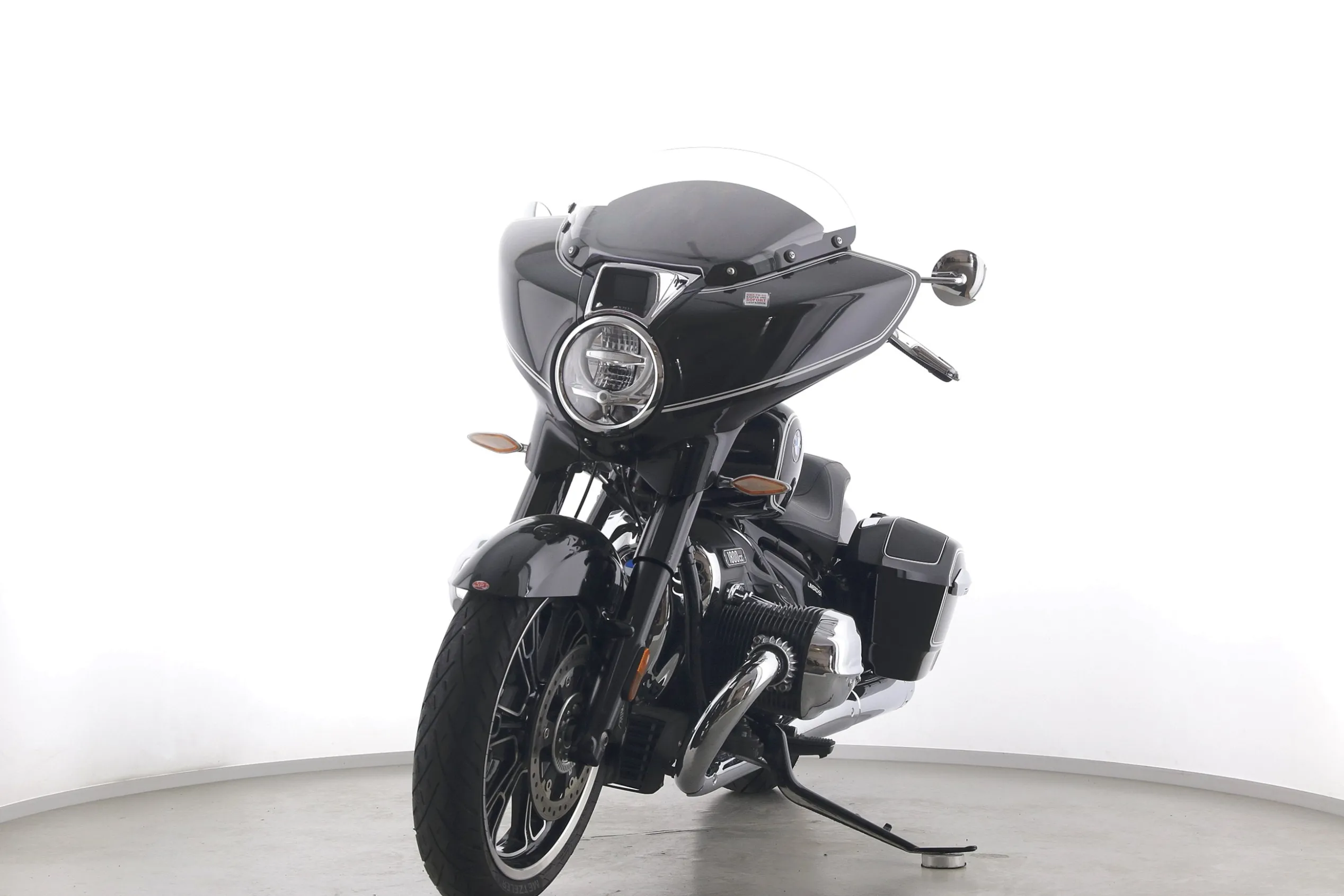 R 18 BAGGER
