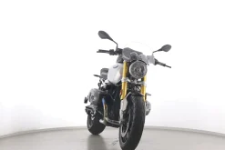 R NINE T