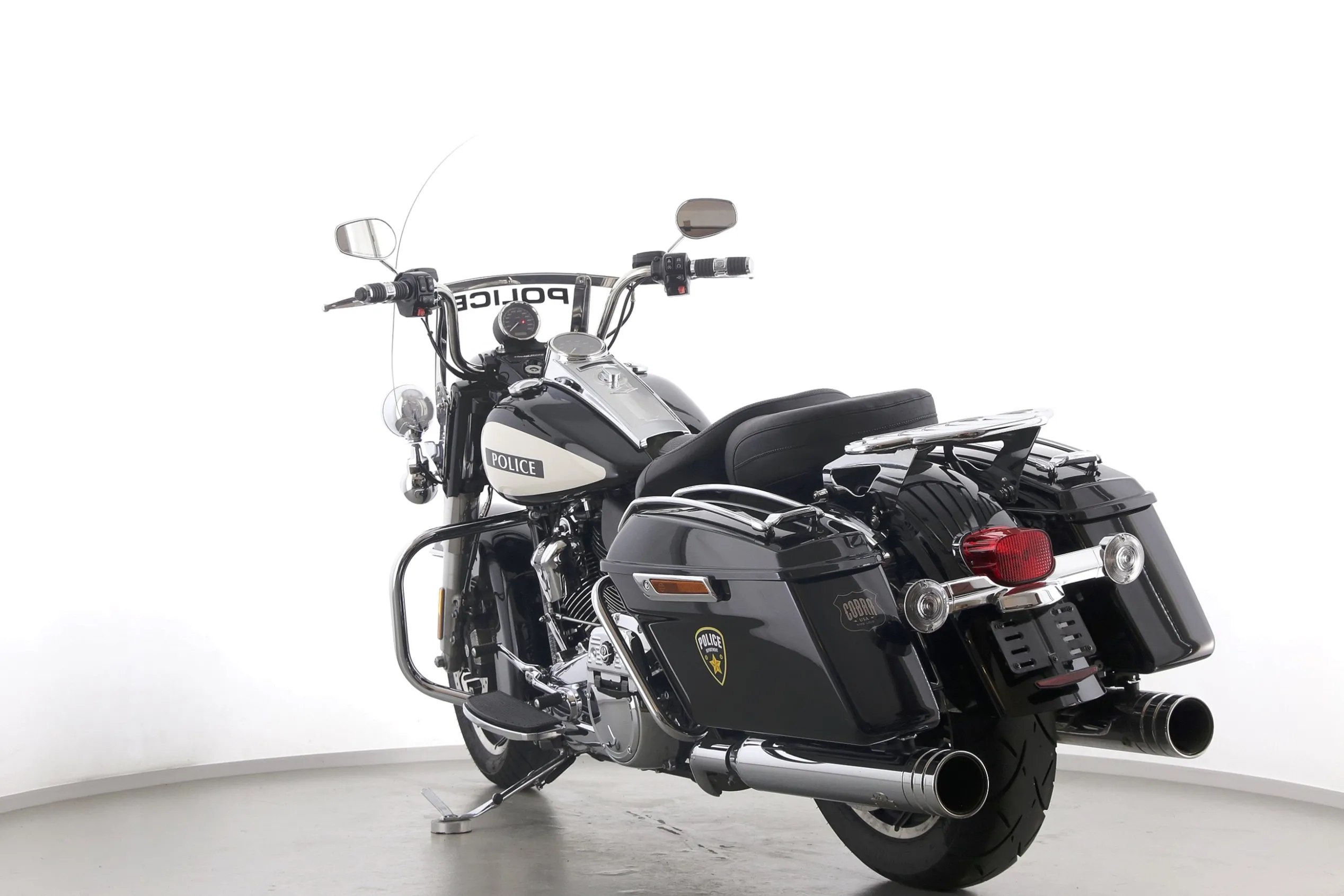 ROAD KING POLICE