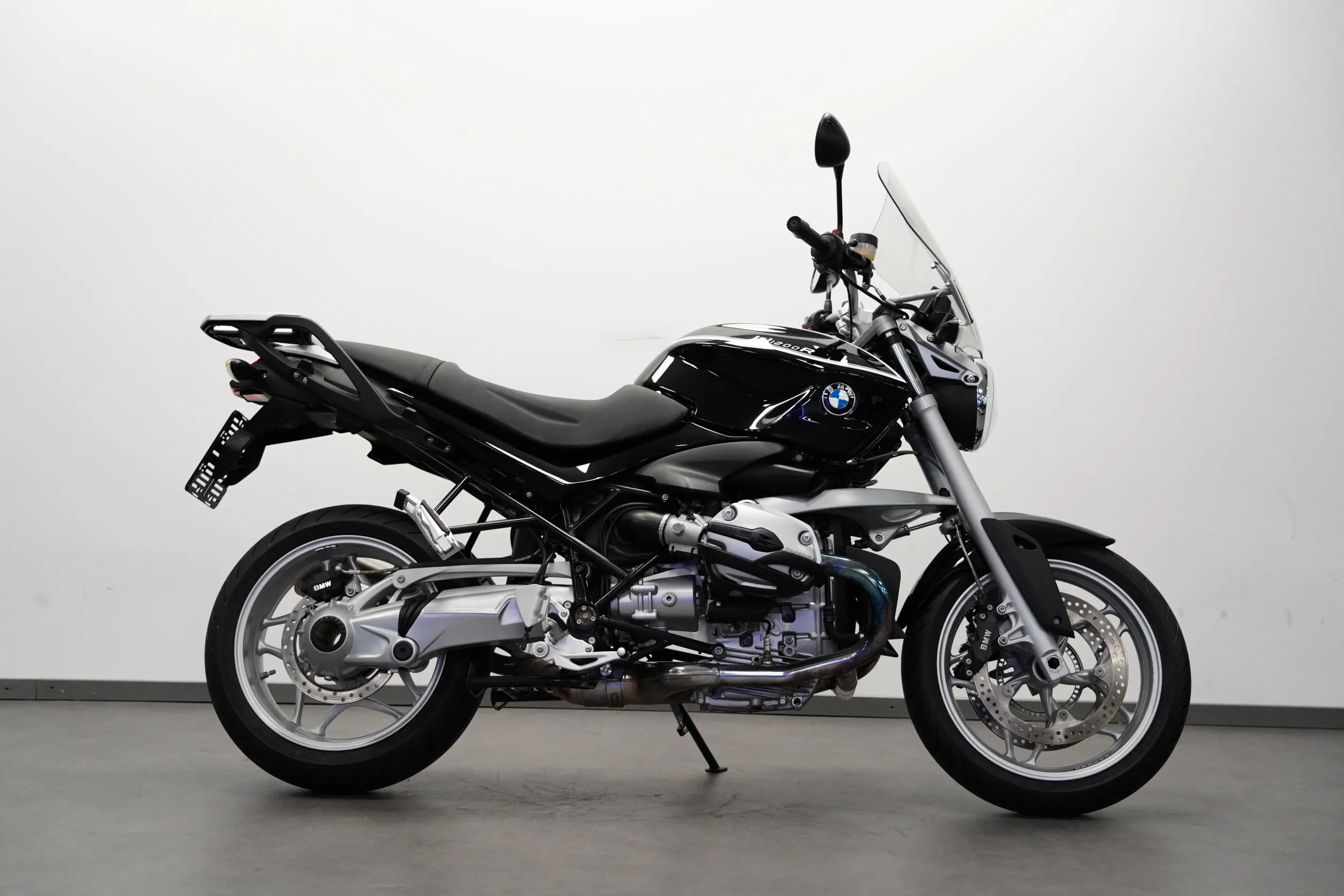 R 1200 R