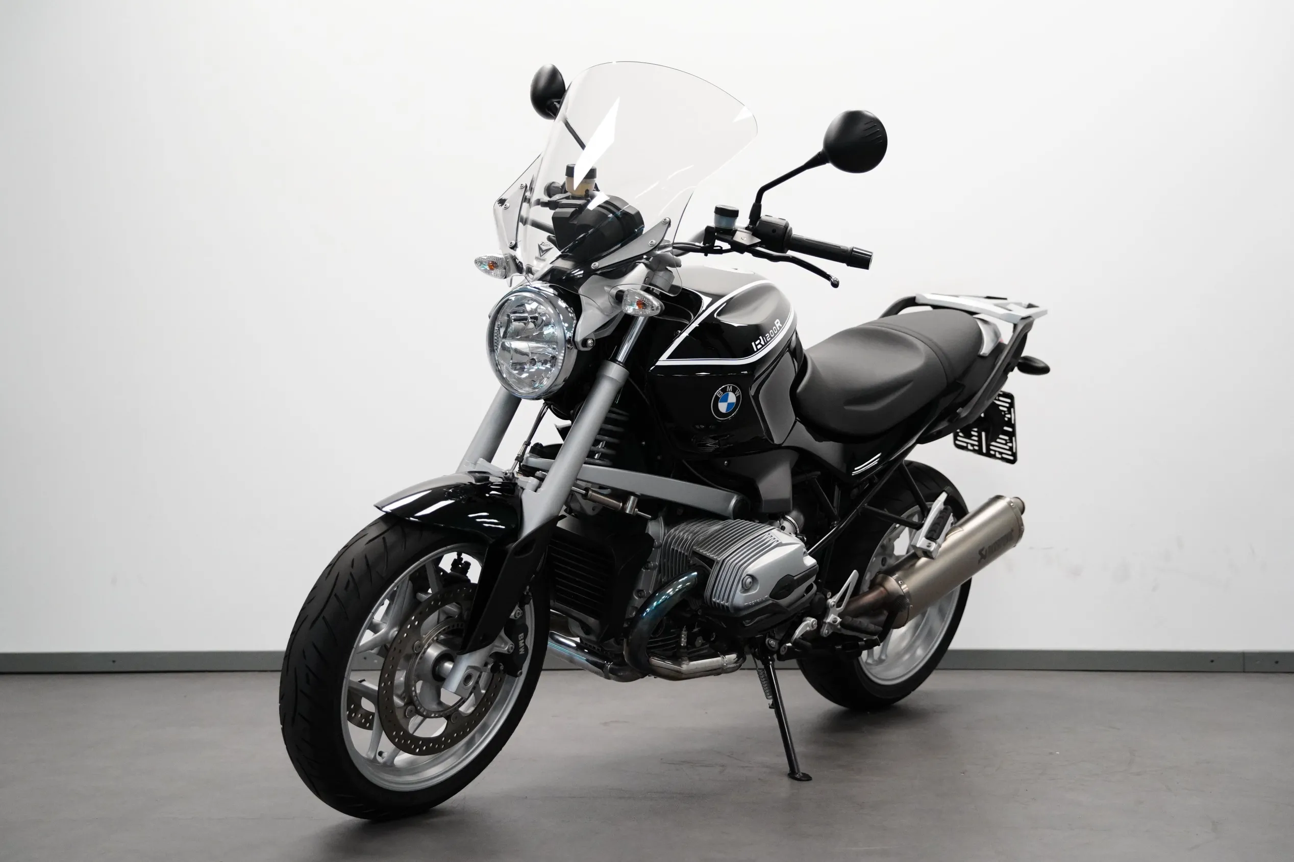 R 1200 R