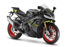 RSV 4 1100