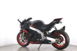 RSV 4 1100