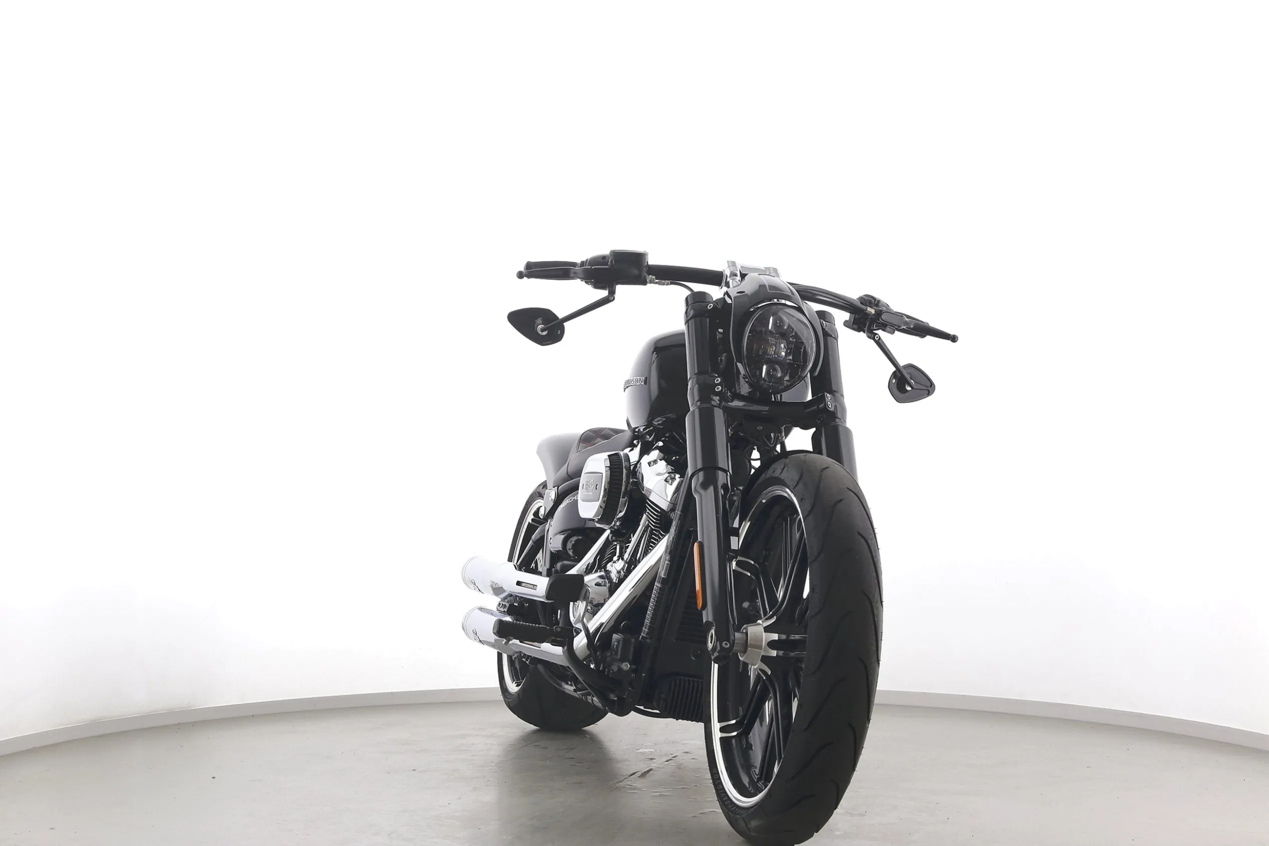 SOFTAIL BREAKOUT 114