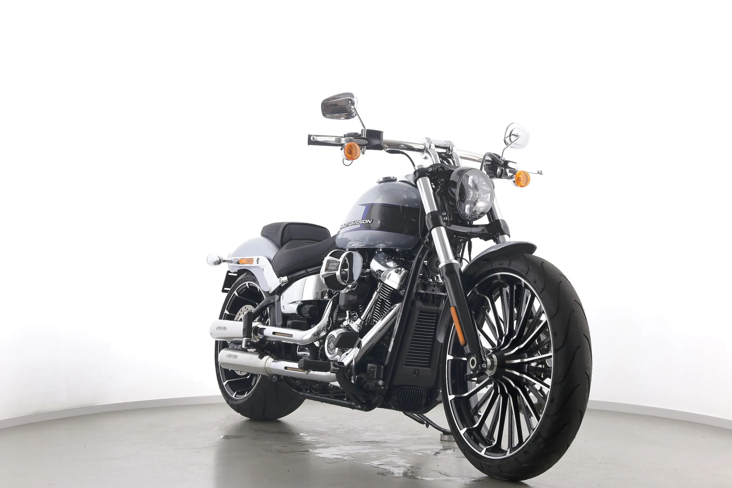 SOFTAIL BREAKOUT 117