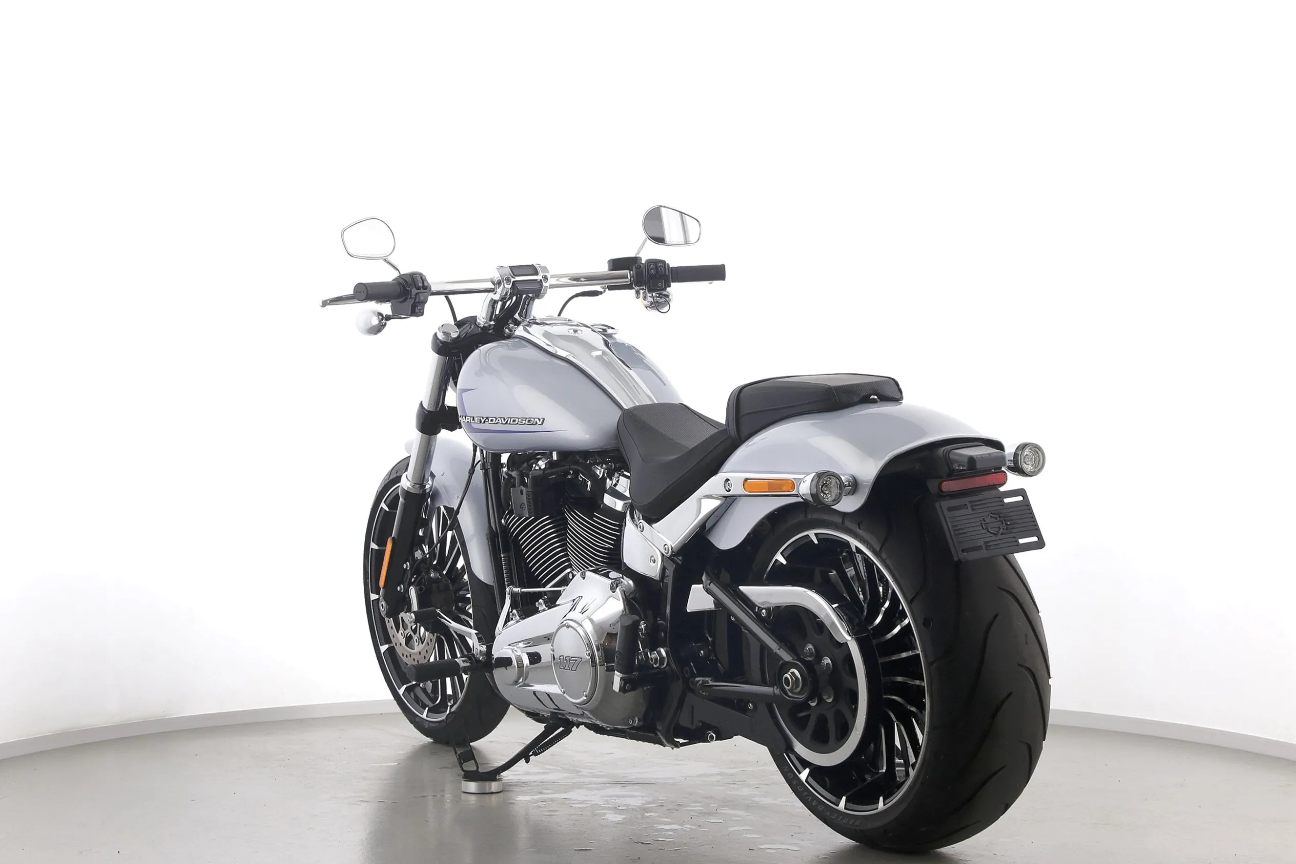 SOFTAIL BREAKOUT 117