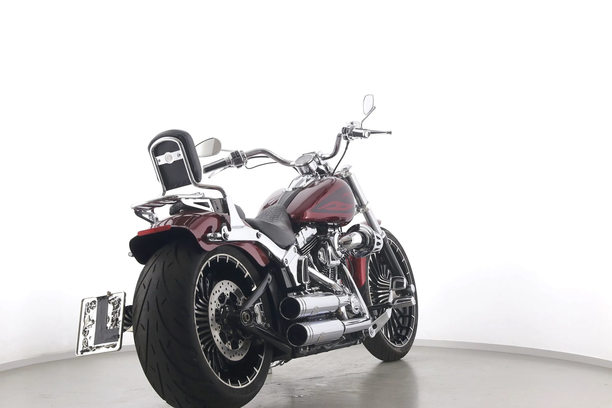 SOFTAIL BREAKOUT
