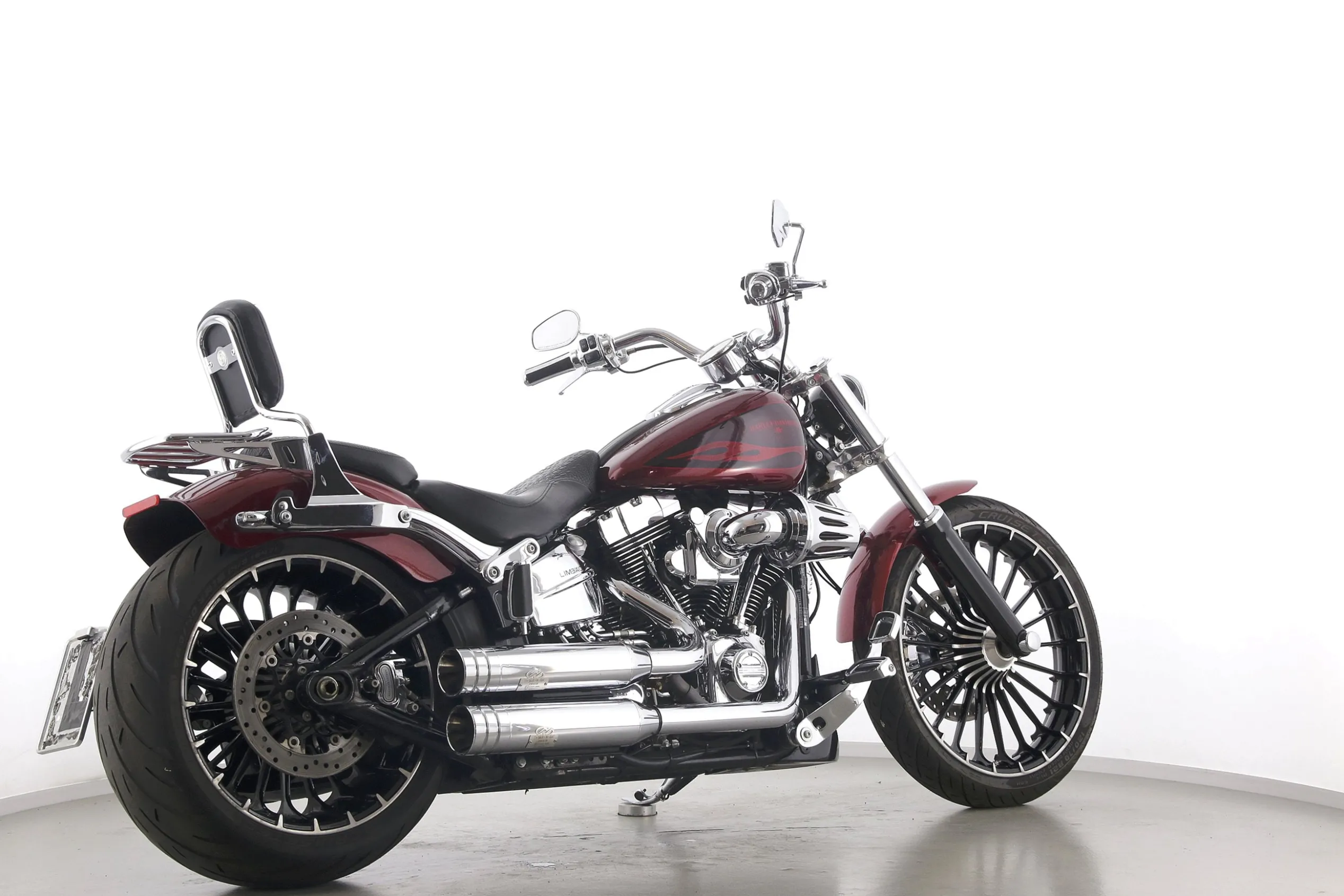 SOFTAIL BREAKOUT