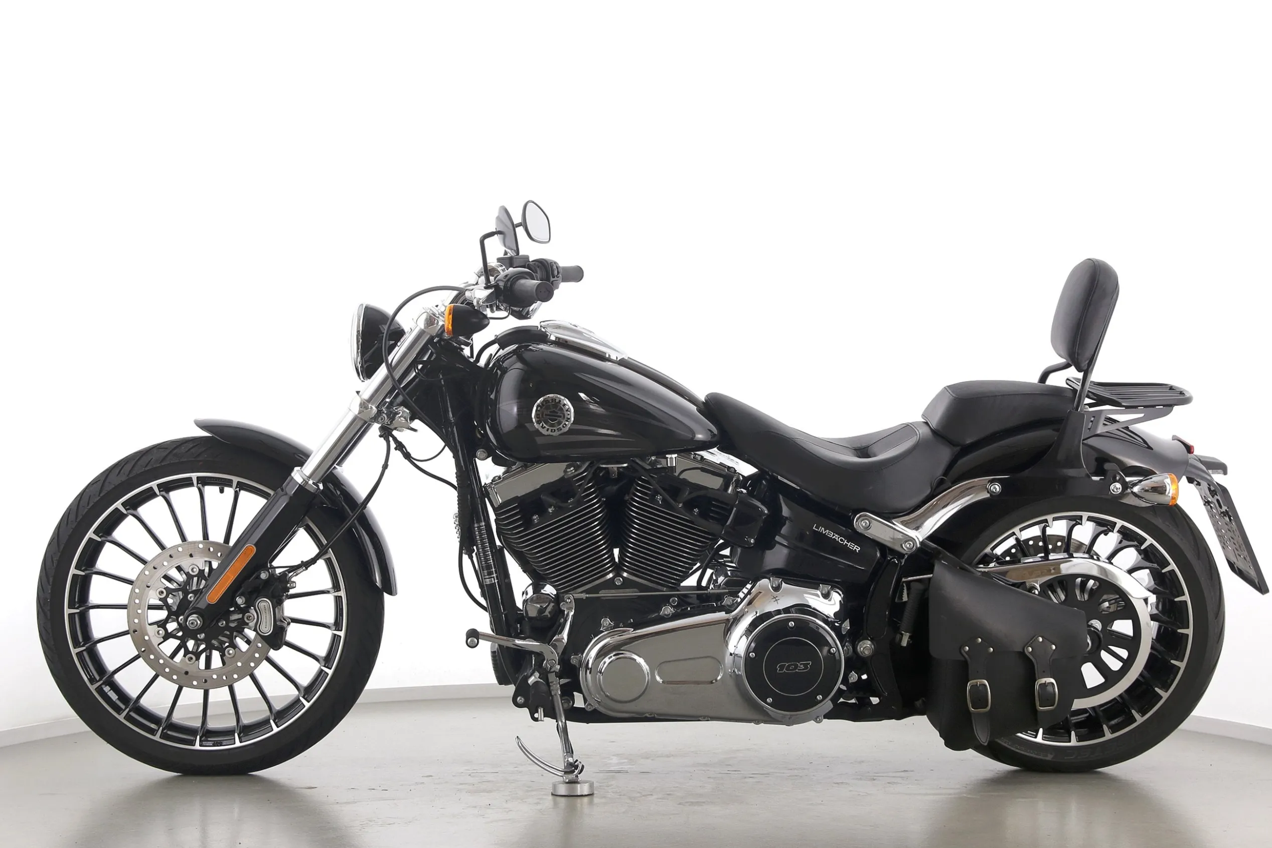 SOFTAIL BREAKOUT