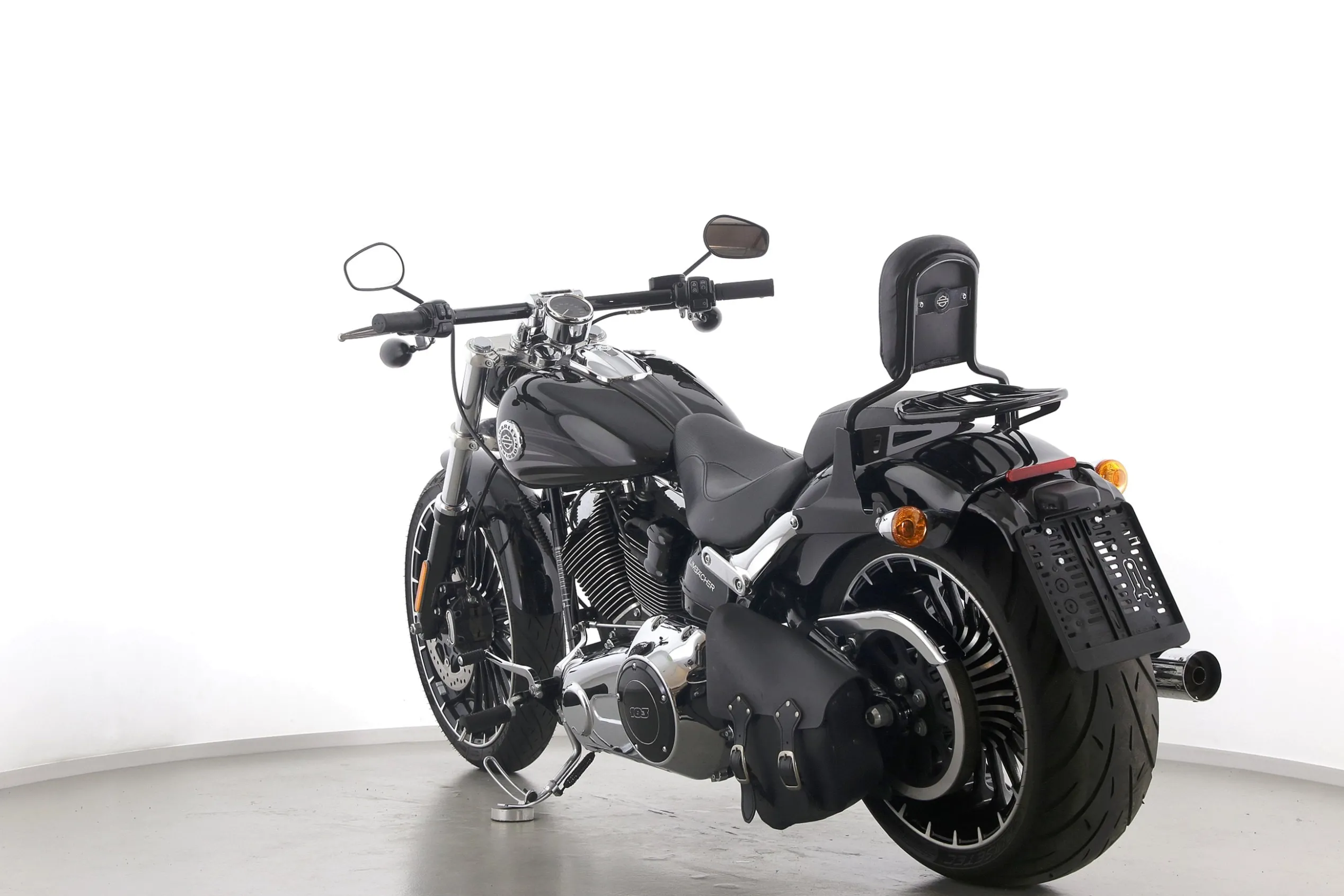 SOFTAIL BREAKOUT