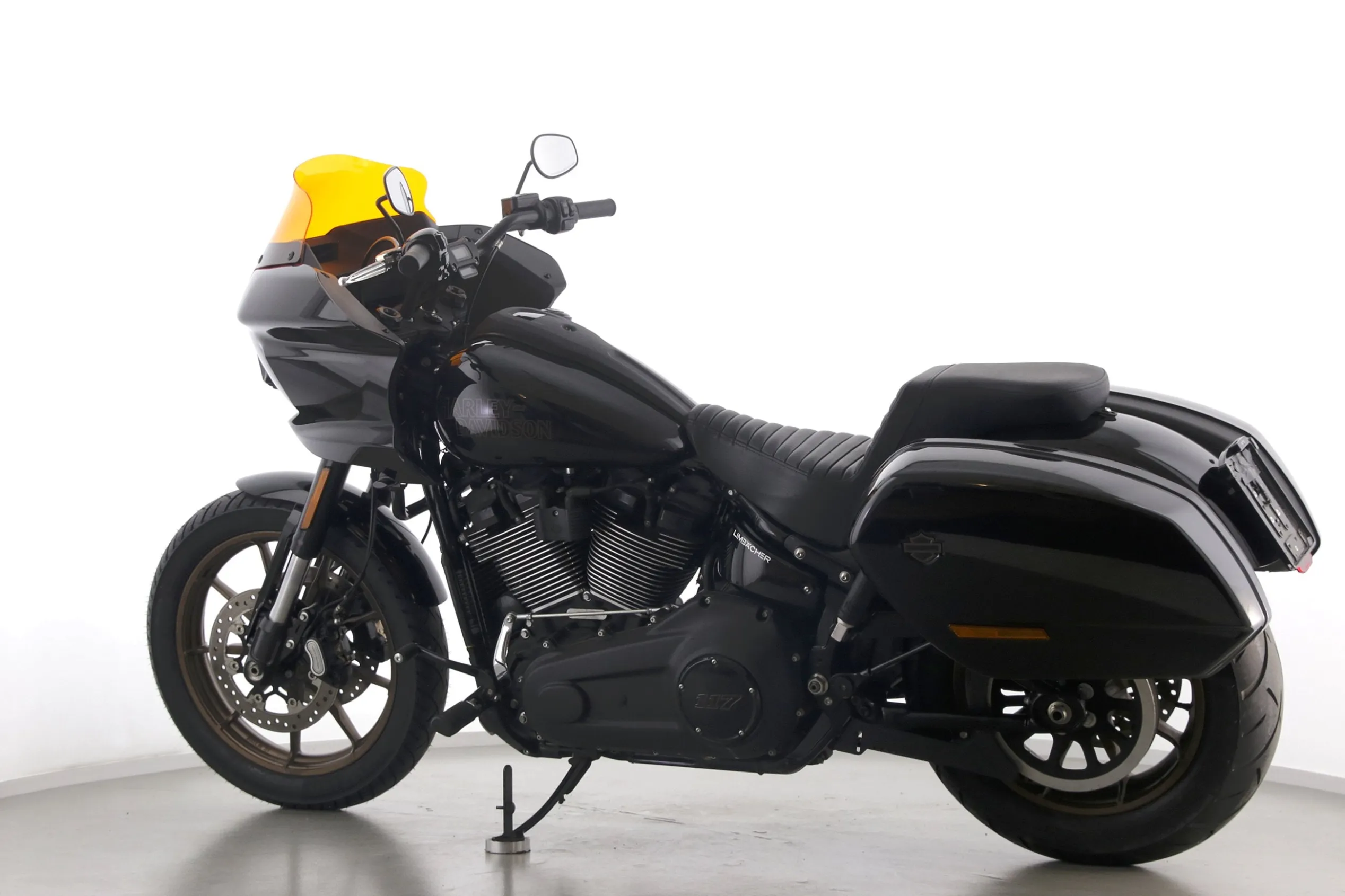 SOFTAIL LOW RIDER ST