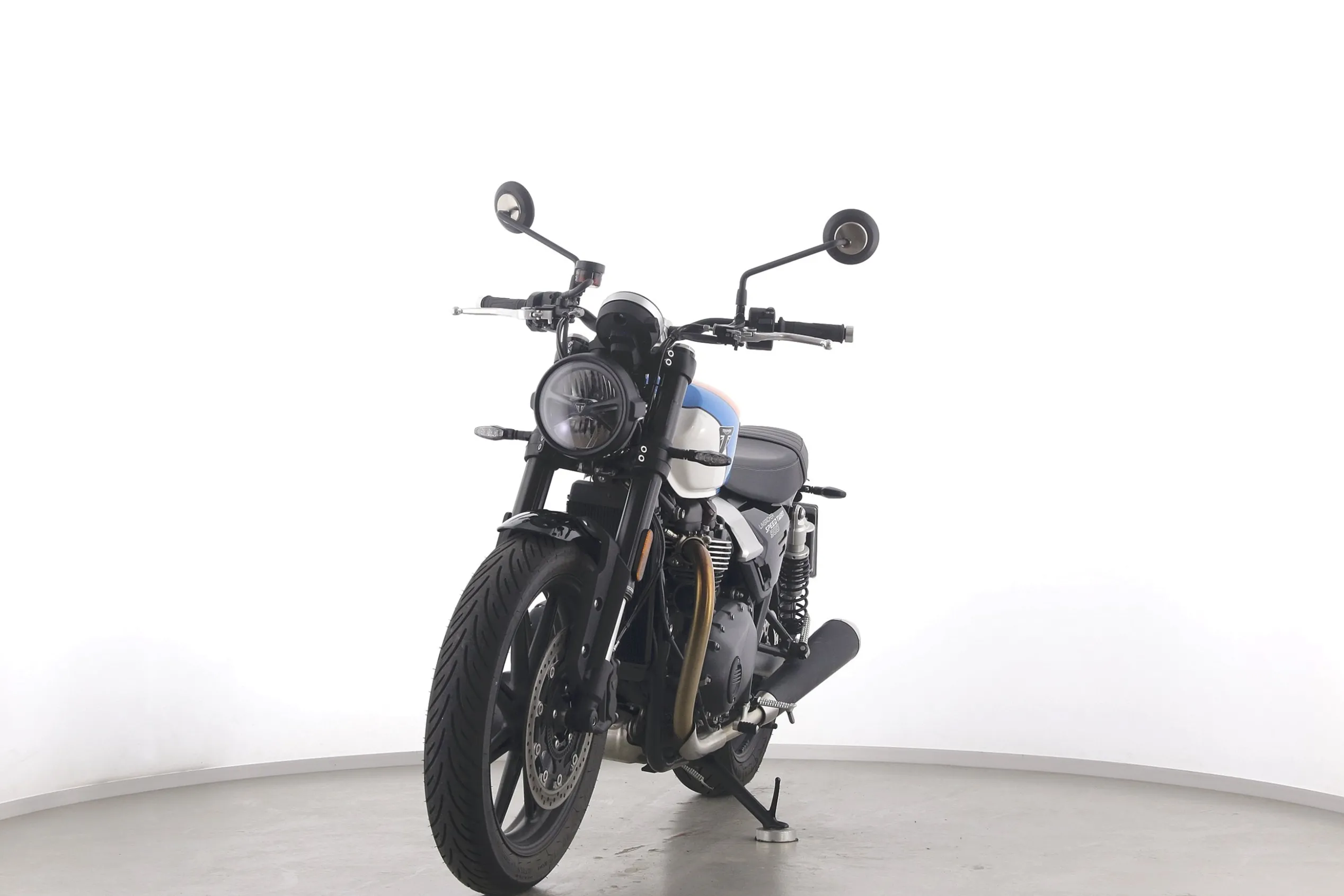 SPEED TWIN 900