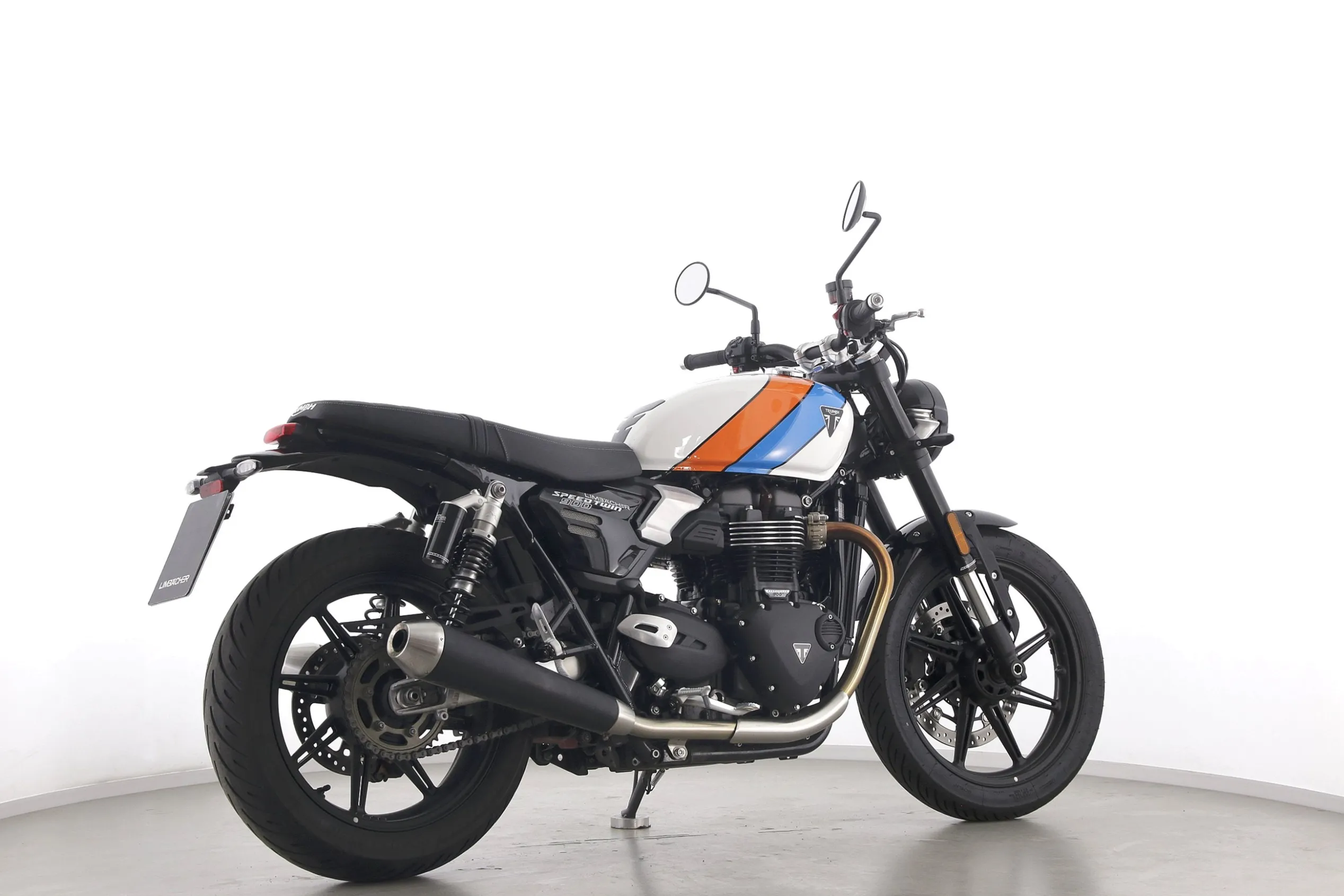 SPEED TWIN 900