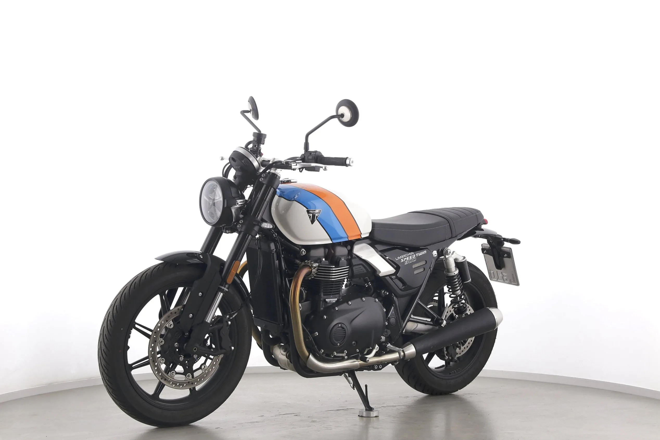 SPEED TWIN 900