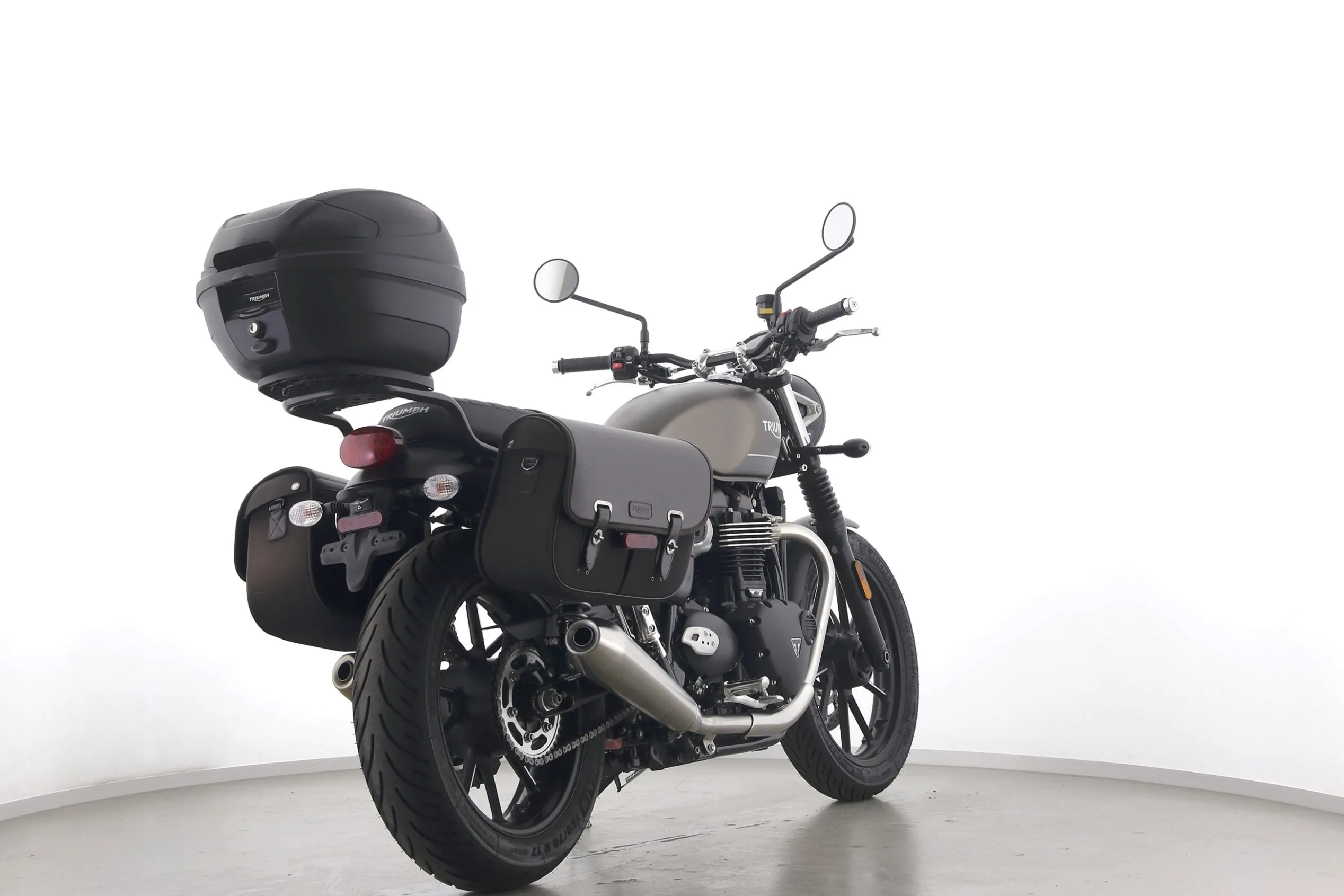 SPEED TWIN 900