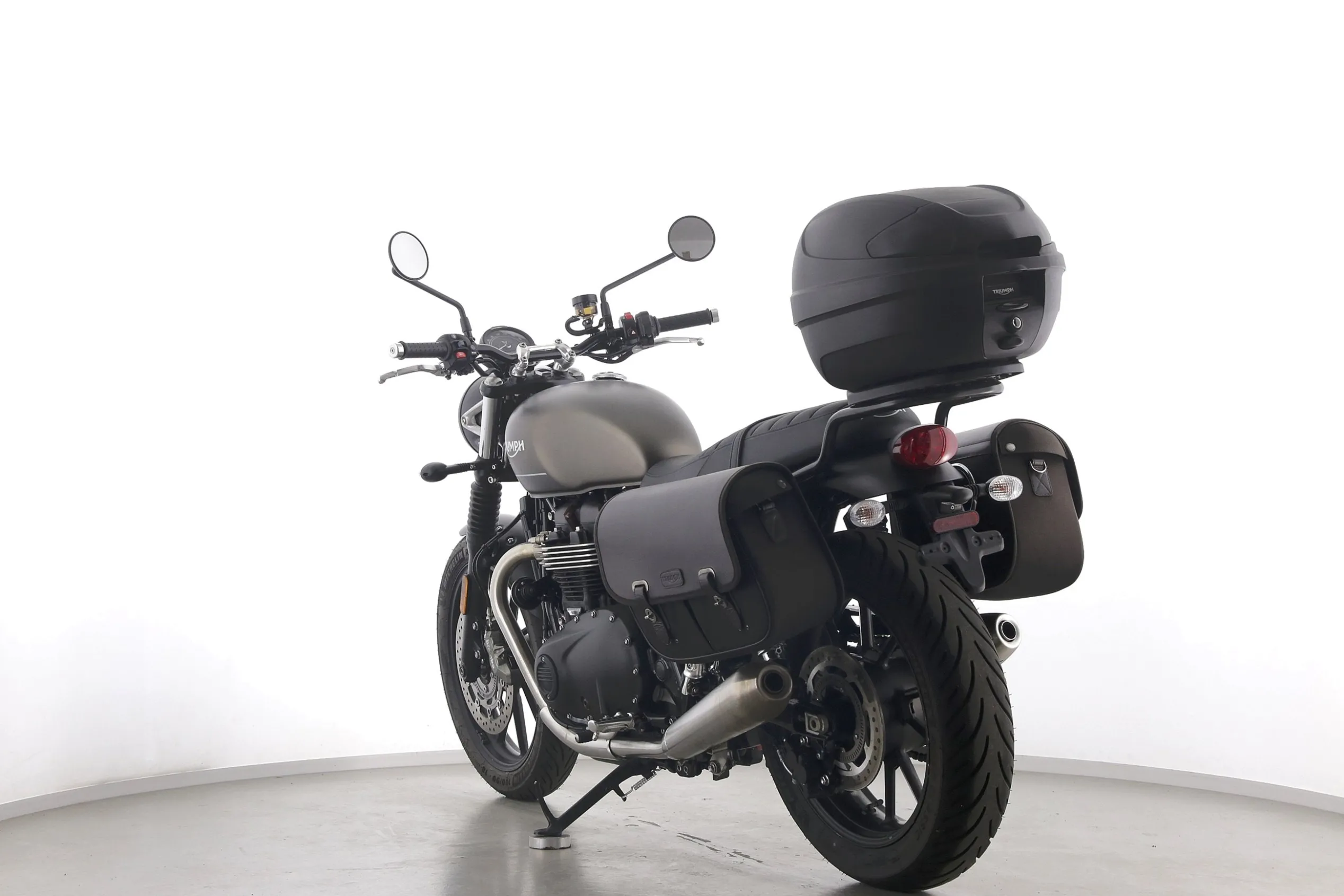 SPEED TWIN 900