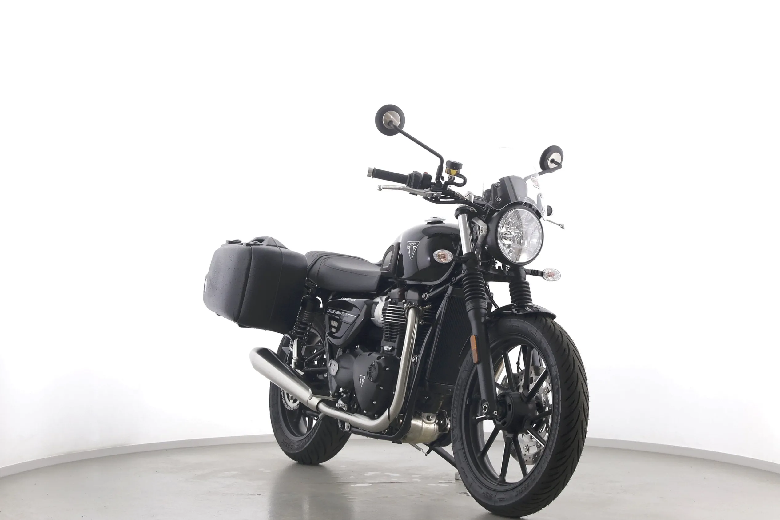 SPEED TWIN 900