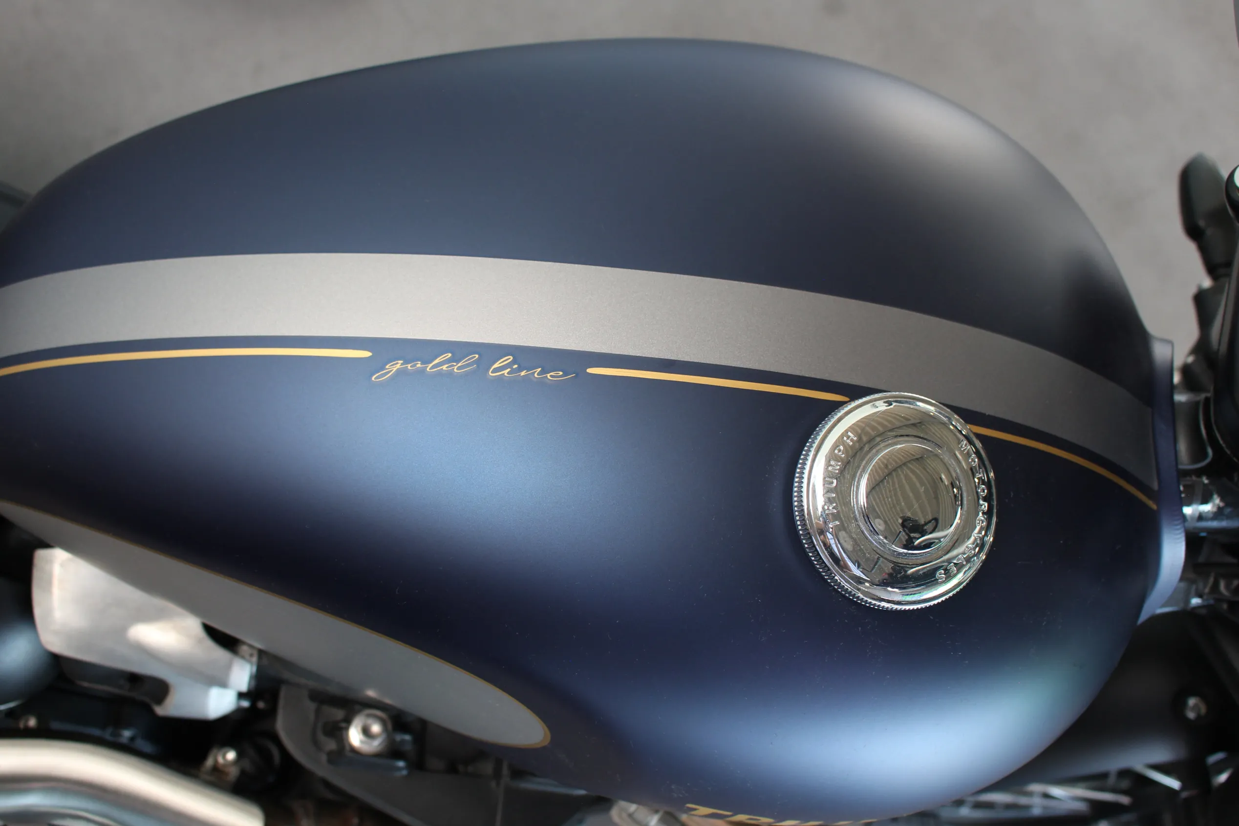 STREET SCRAMBLER 900
