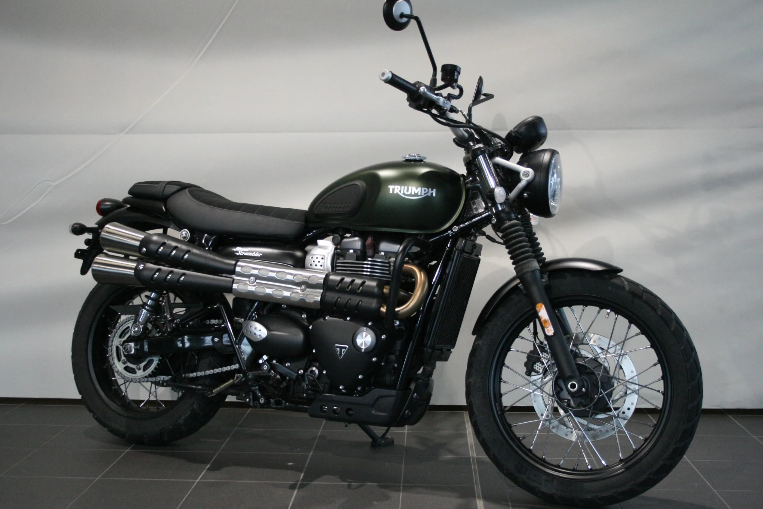 STREET SCRAMBLER