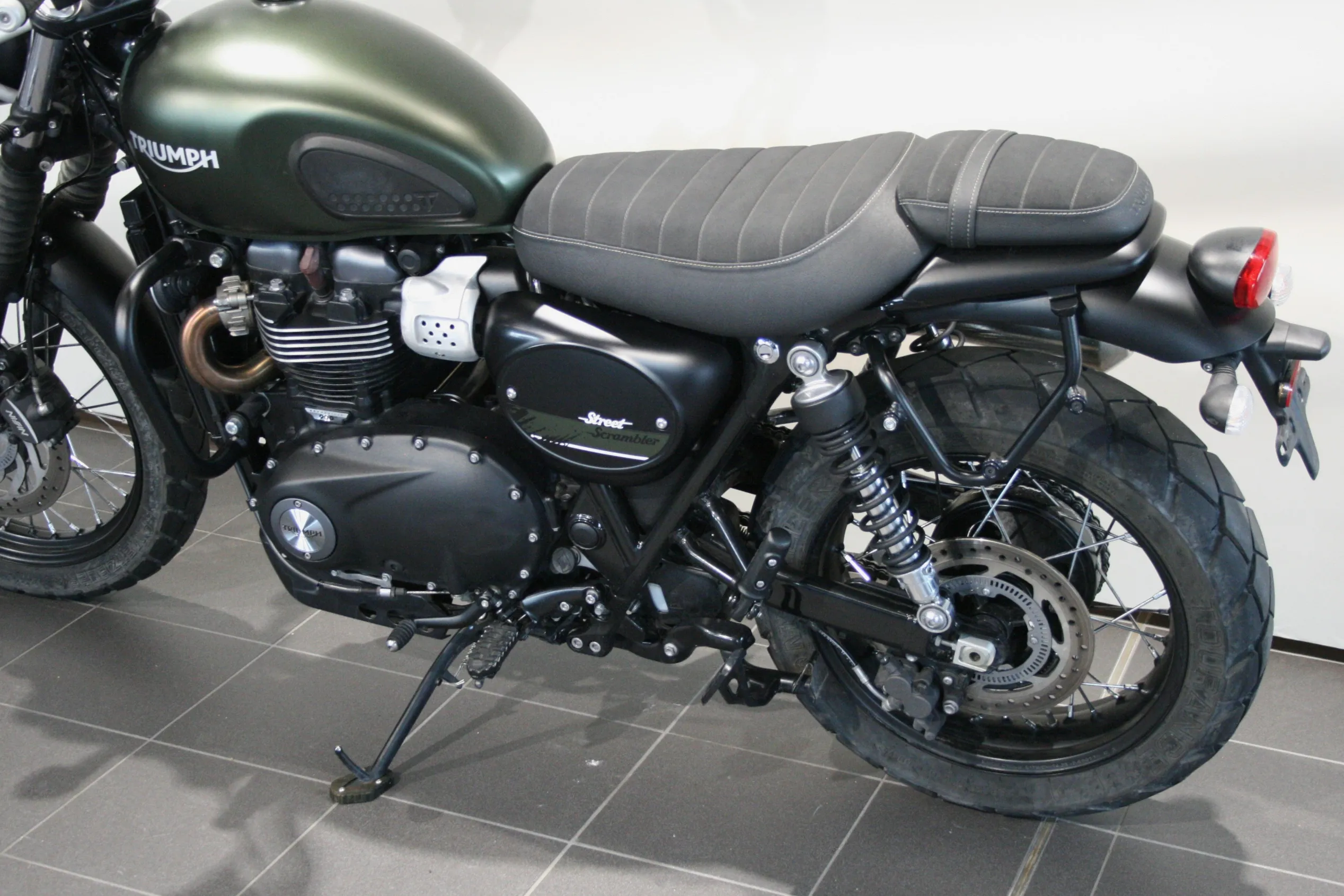 STREET SCRAMBLER