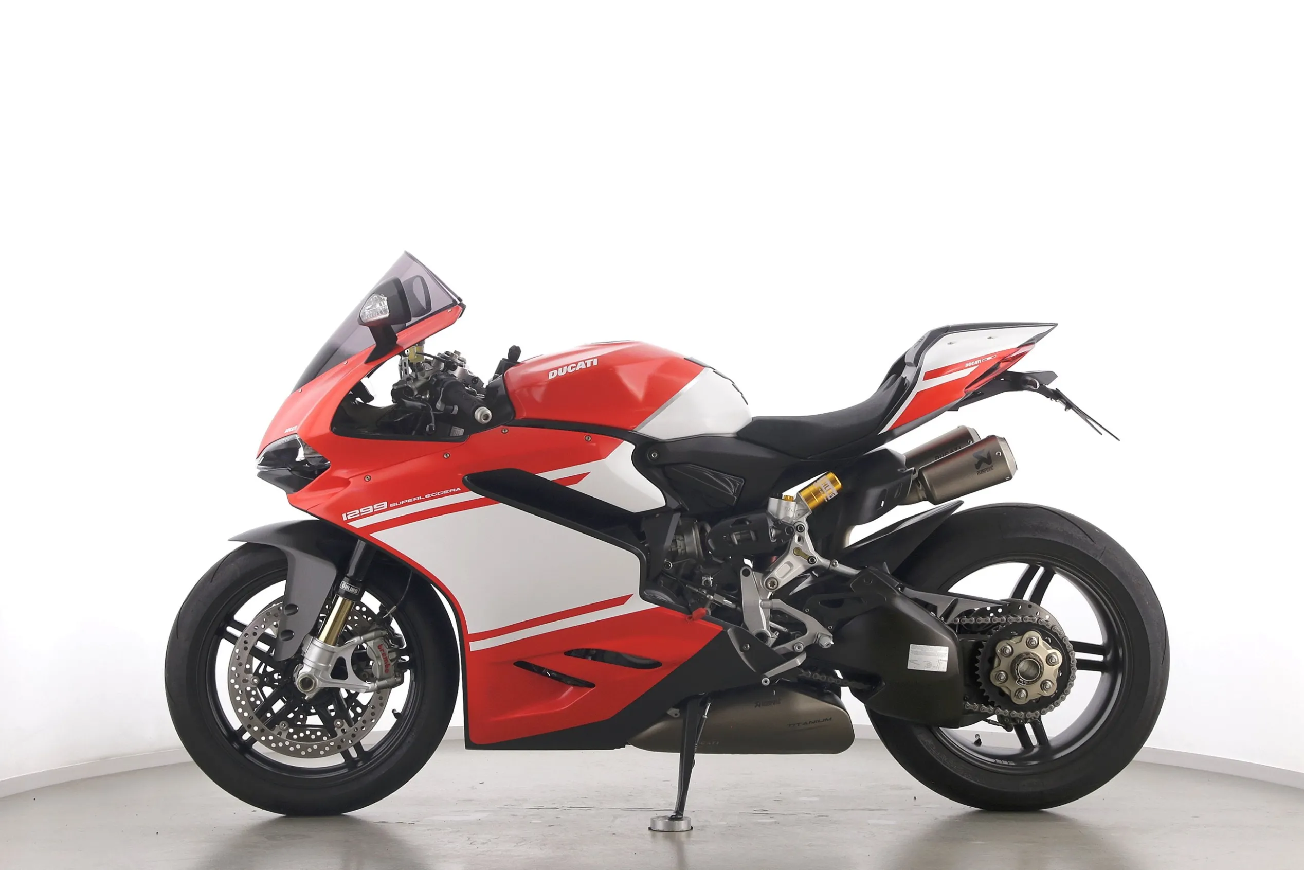 1299 SUPERLEGGERA