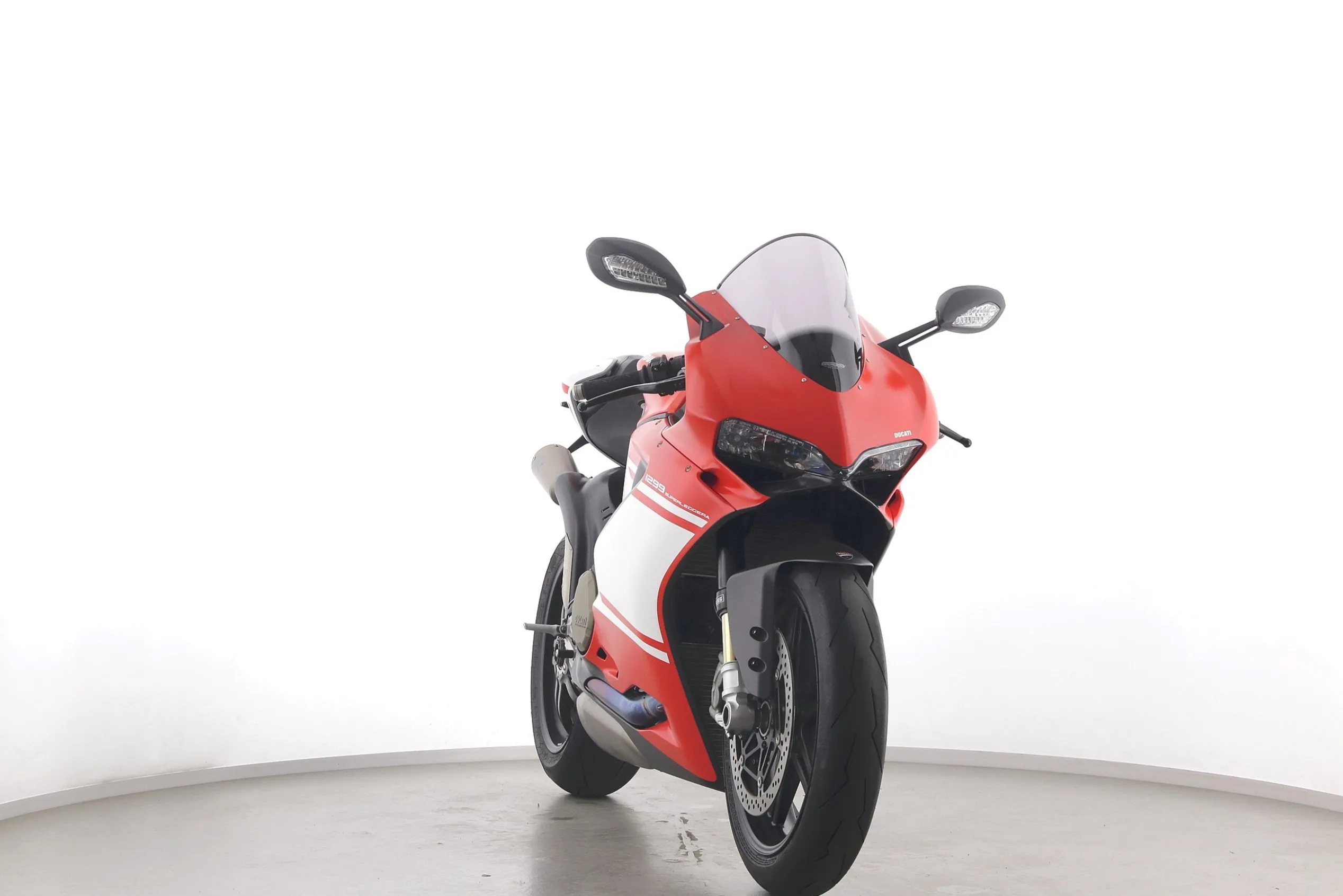 1299 SUPERLEGGERA