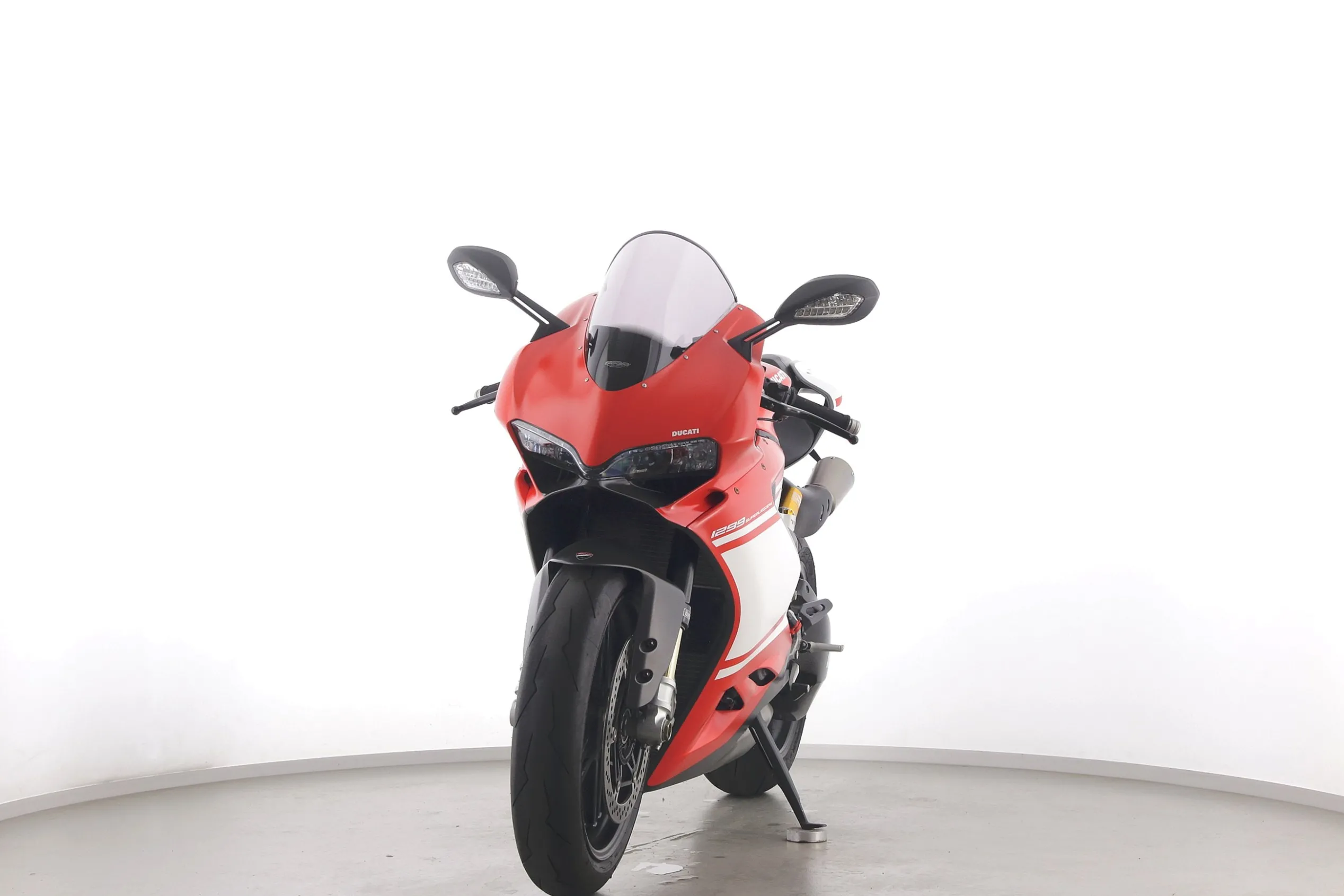 1299 SUPERLEGGERA